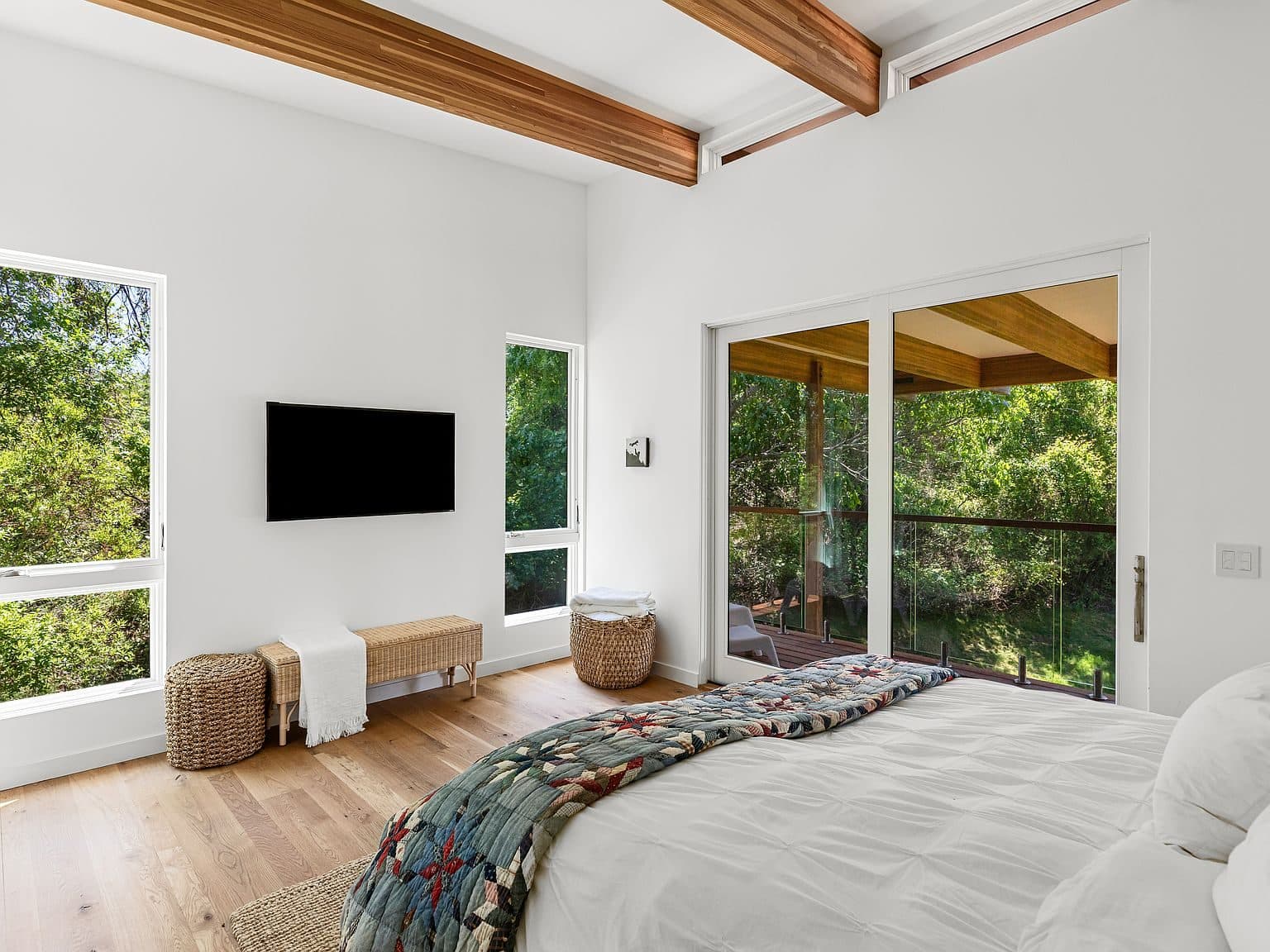 10 Captain Balfour Way — photo 16