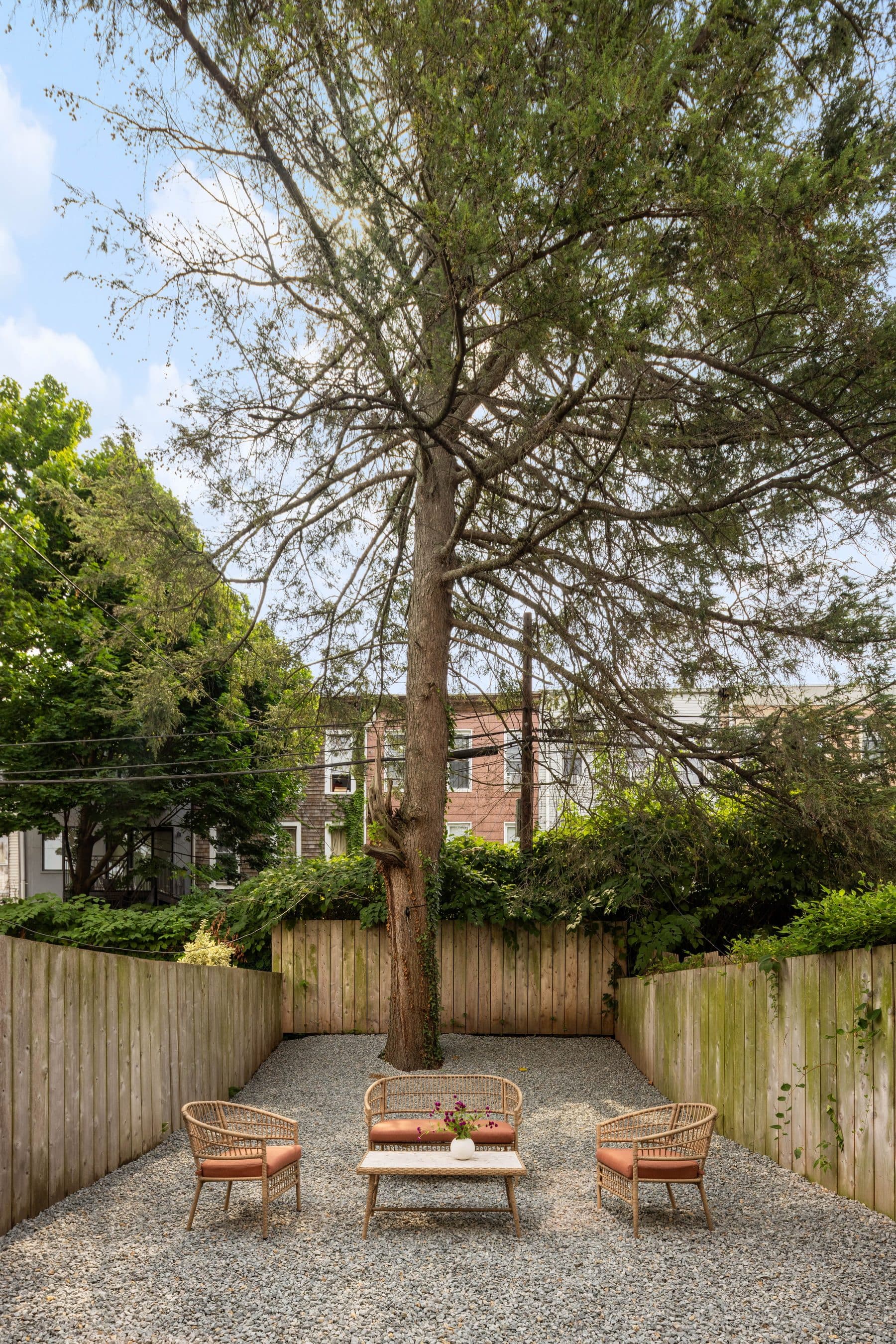 100 Moffat Street — photo 23