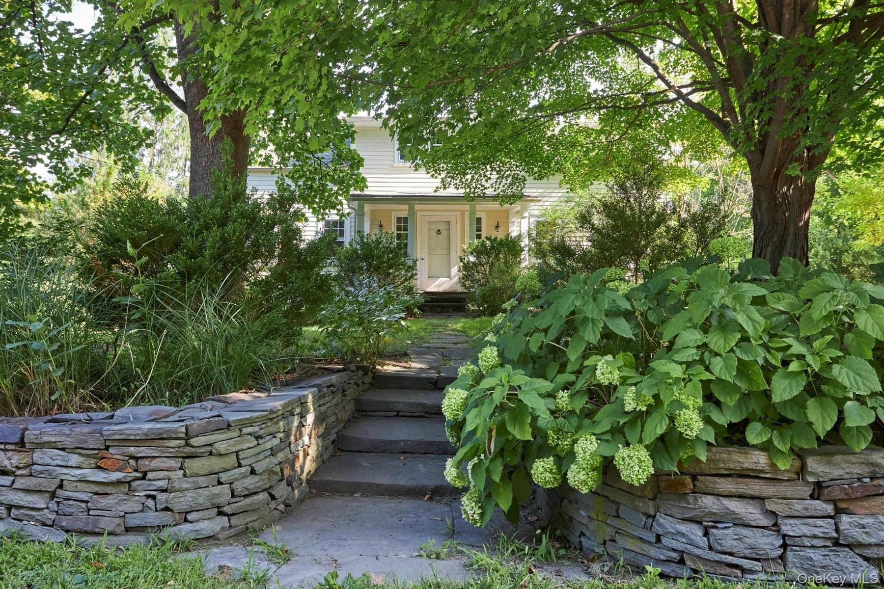 101 Spring Lake Road — photo 1