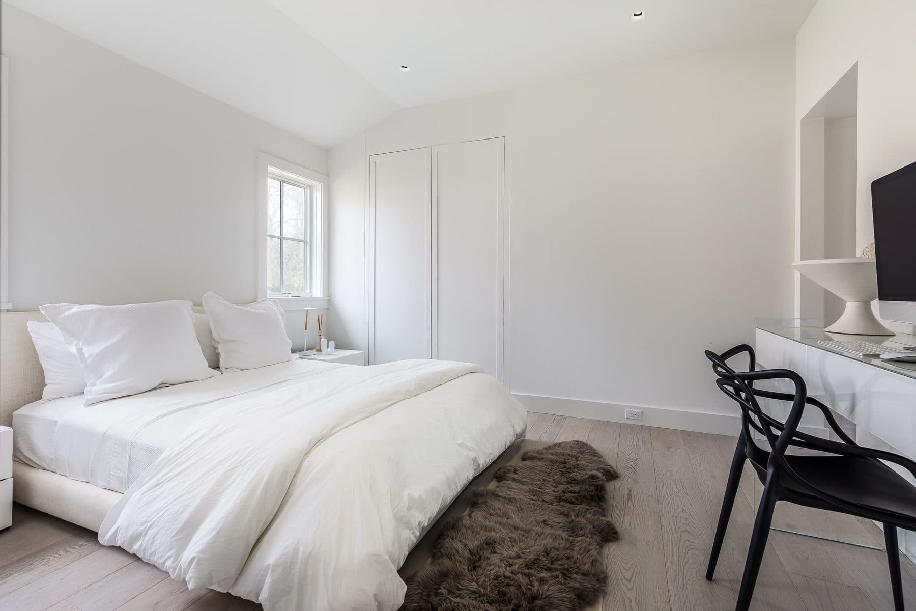 110 Ferry Road — photo 15