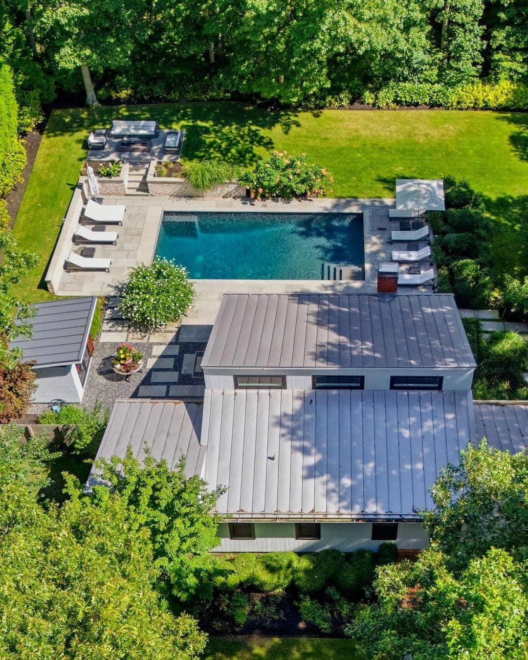 12 Surrey Court — photo 9