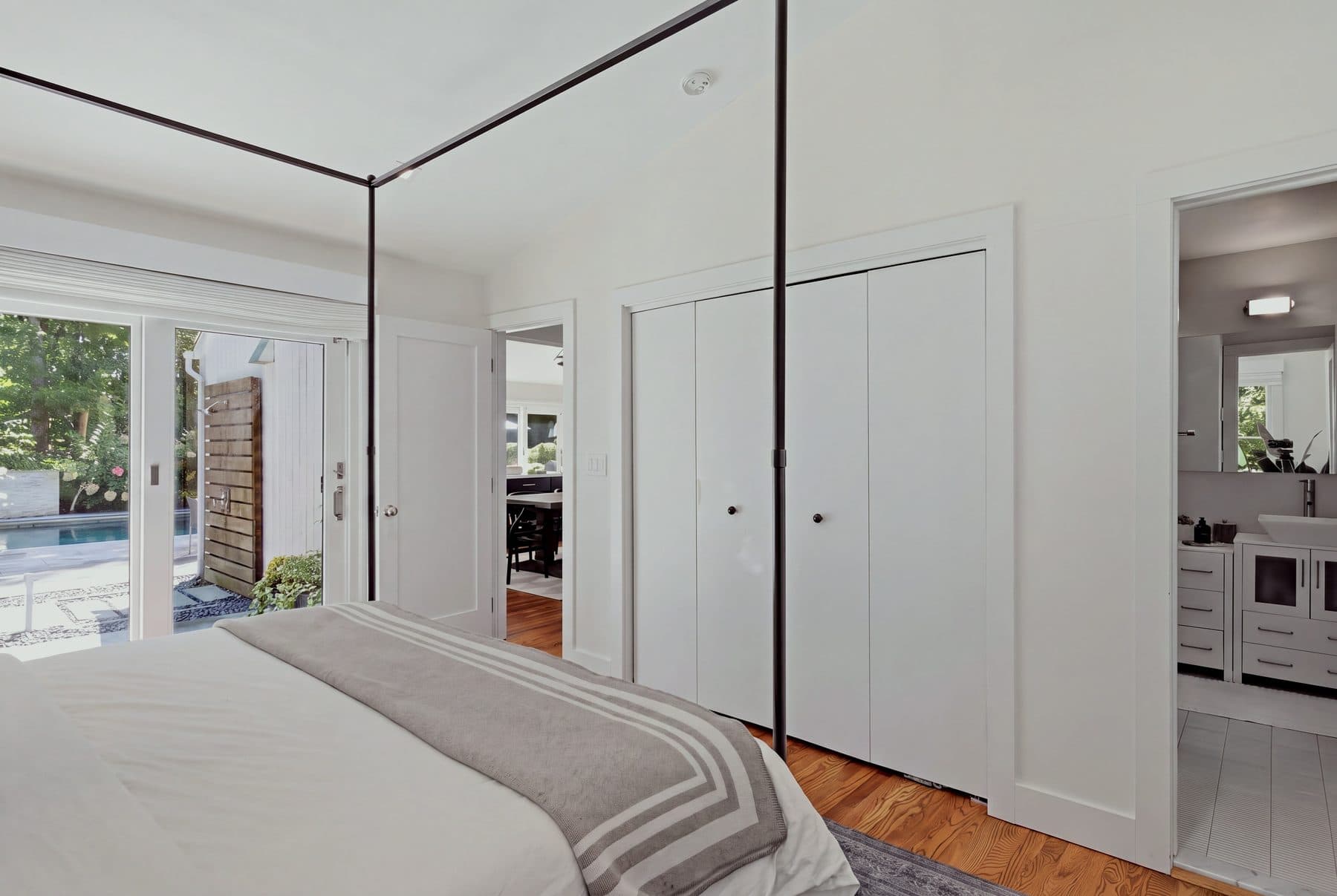 12 Surrey Court — photo 11