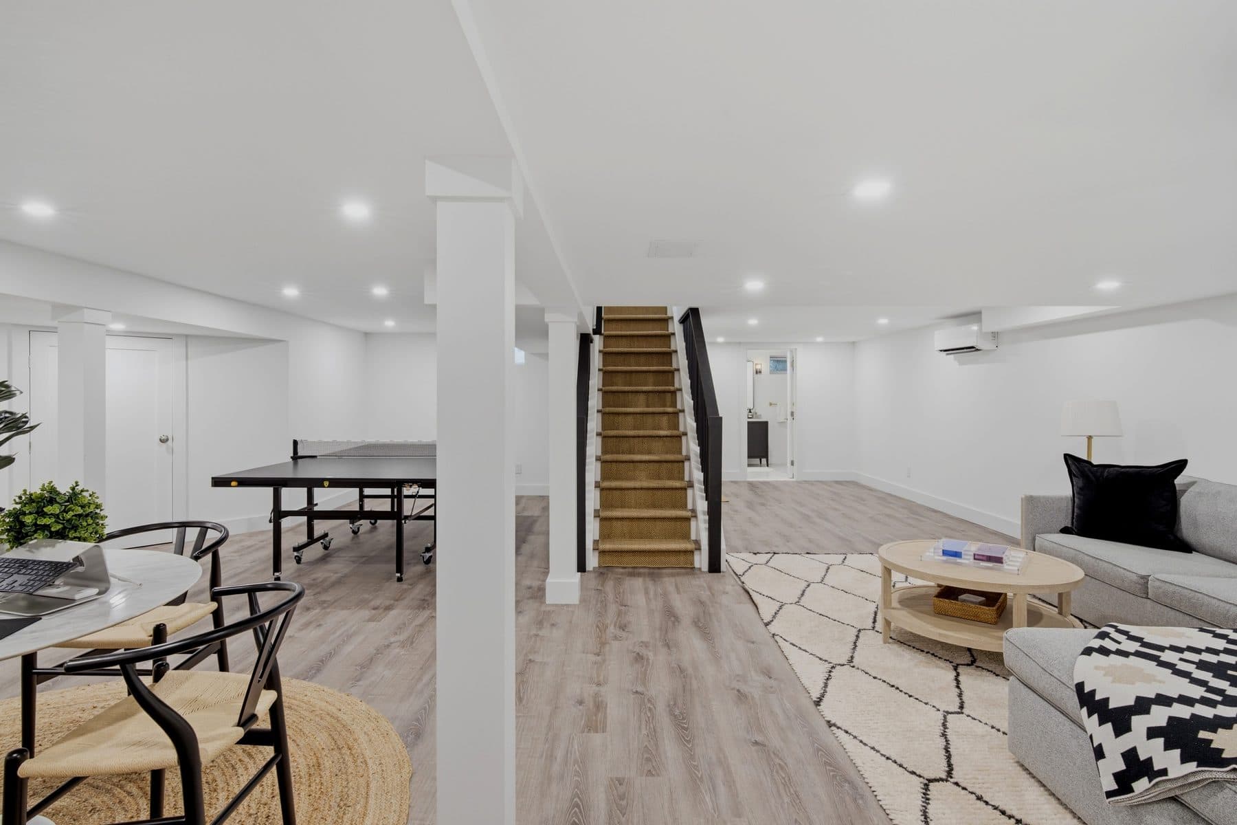 12 Surrey Court — photo 16