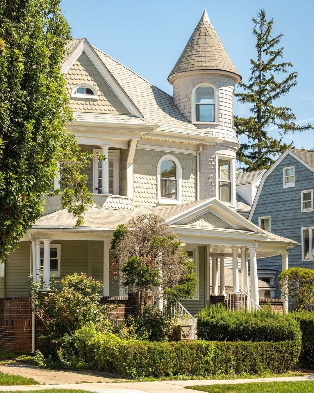 1205 Beverley Road