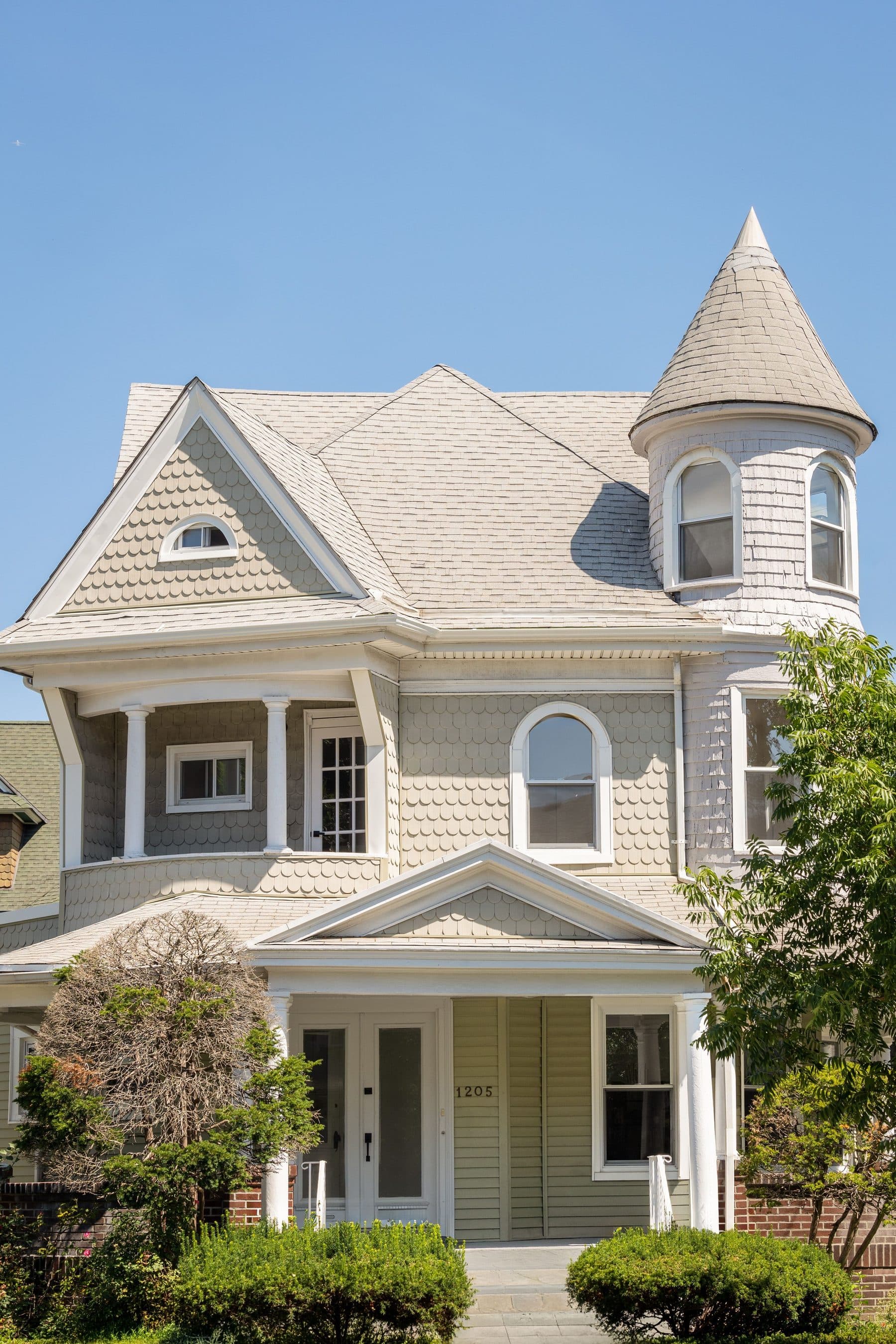 1205 Beverley Road — photo 17