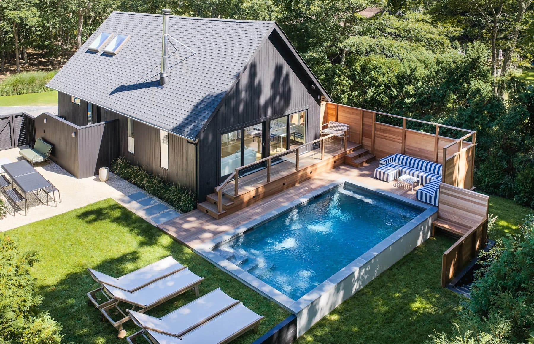 123 Cedar Drive — photo 1
