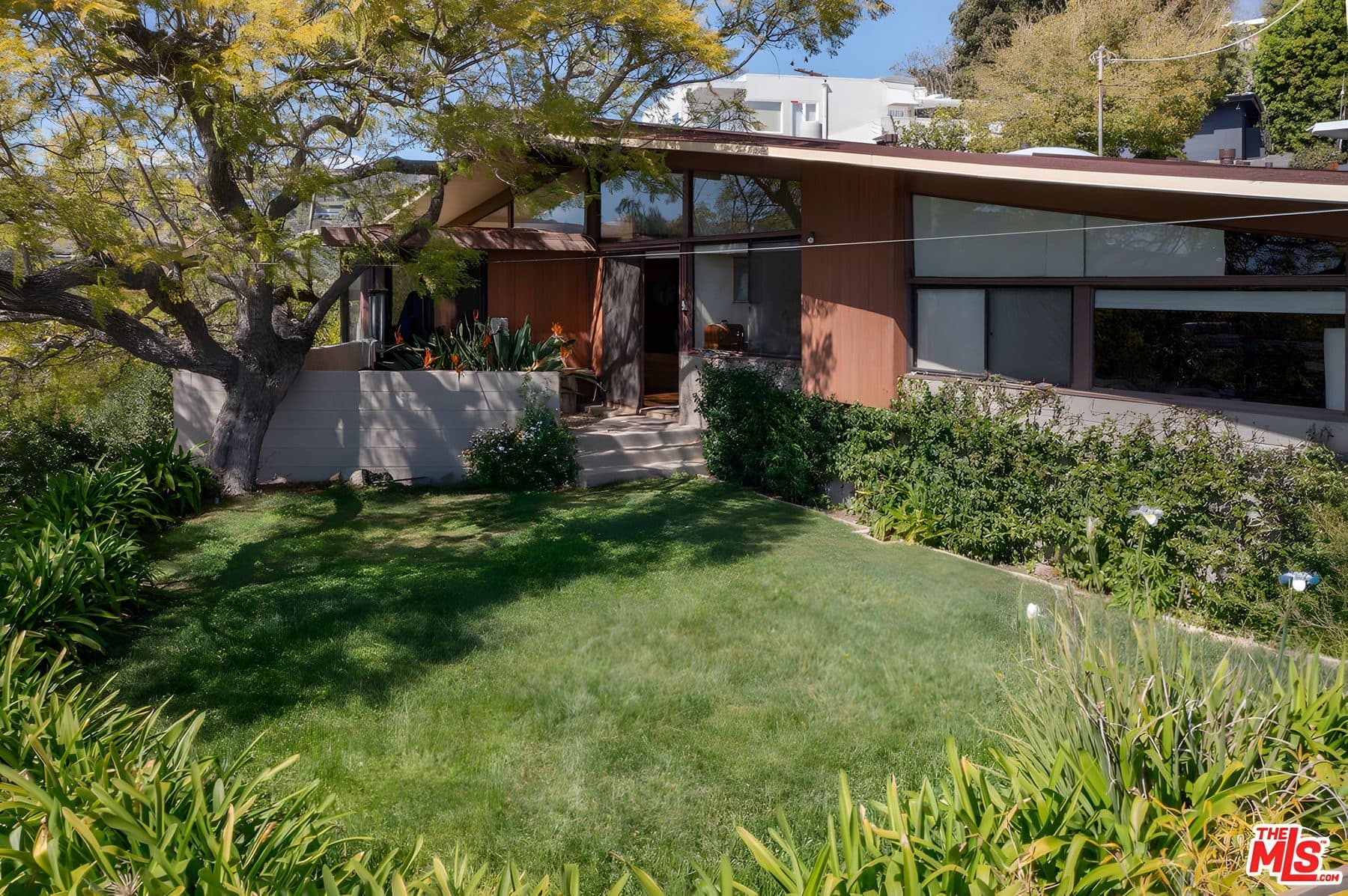12421 Deerbrook Lane — photo 1