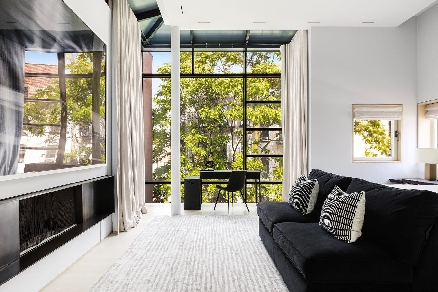 13 Leroy Street — photo 12