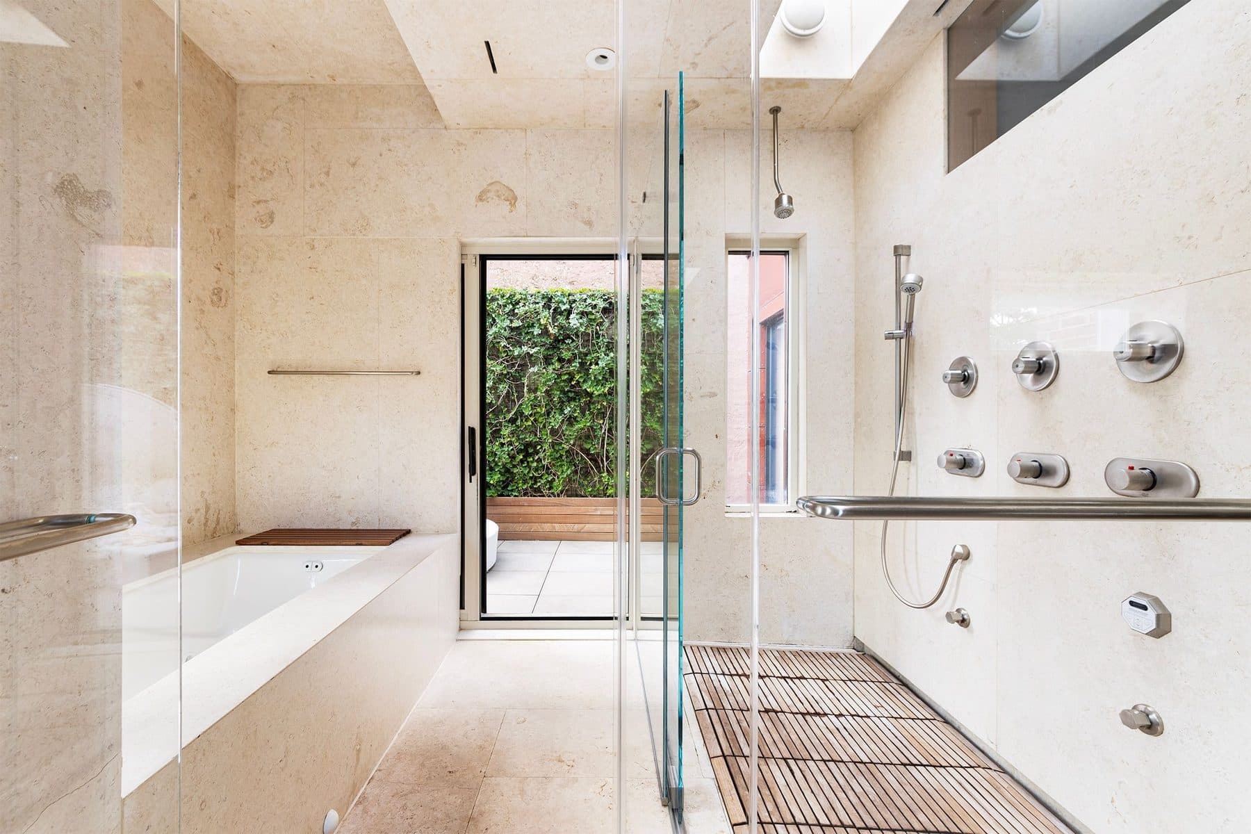 13 Leroy Street — photo 15