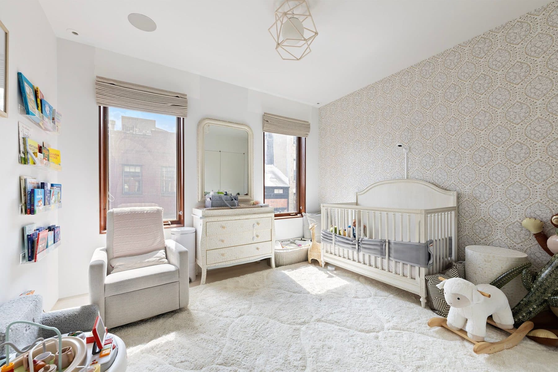 13 Leroy Street — photo 18