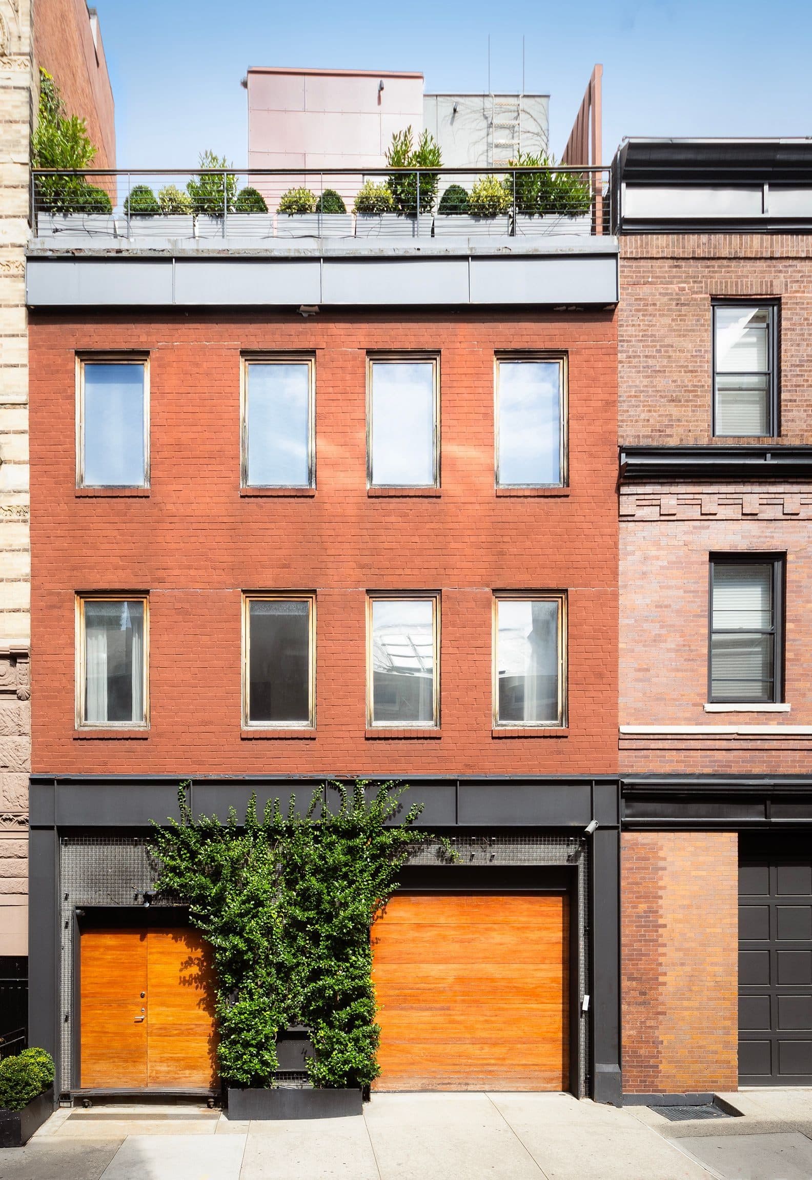 13 Leroy Street — photo 19