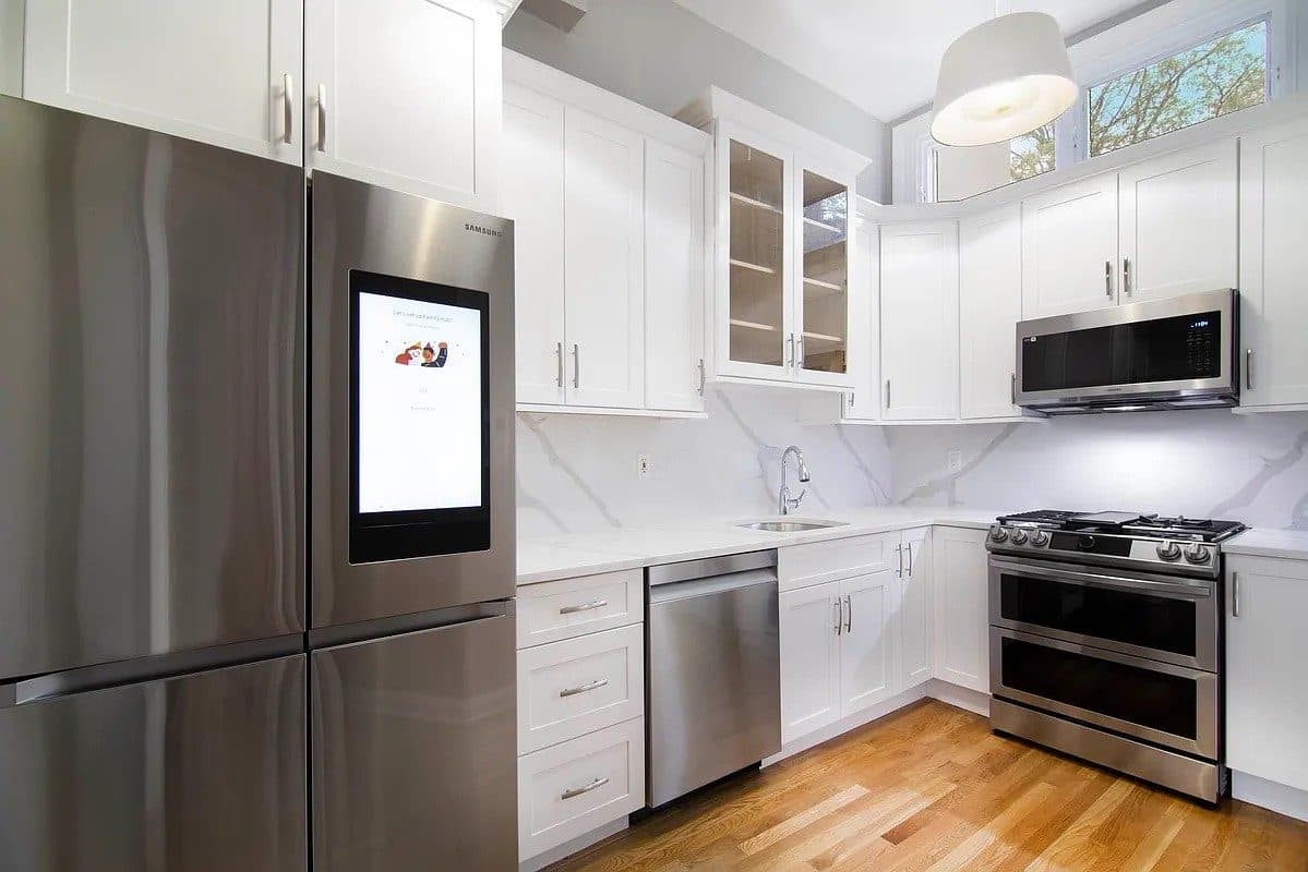 136 West 11th Street #Parlor — photo 8