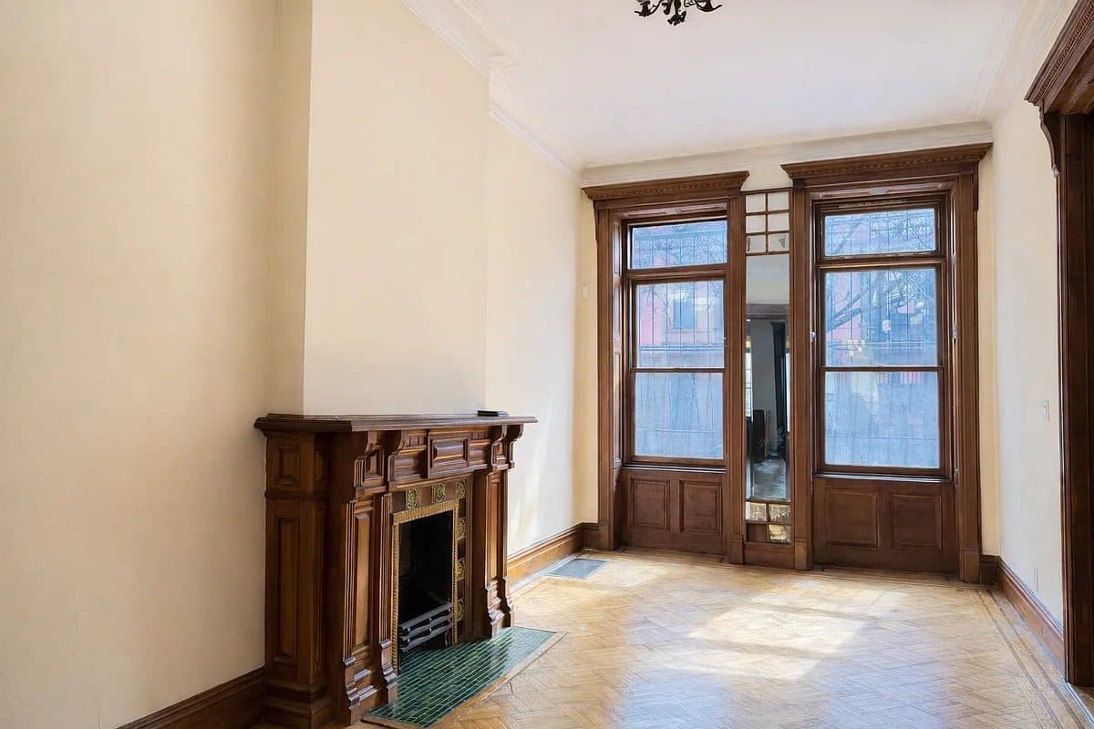 137 Manhattan Avenue #1 — photo 3