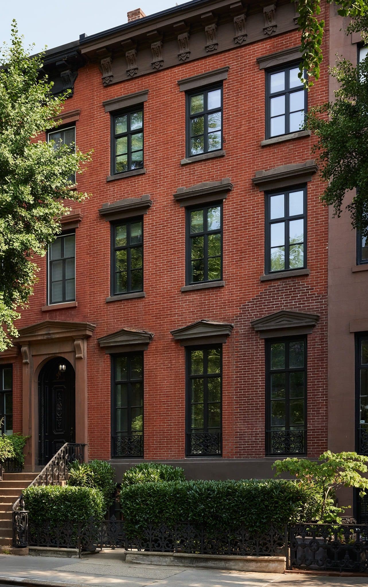 14 Saint Luke's Place — photo 32