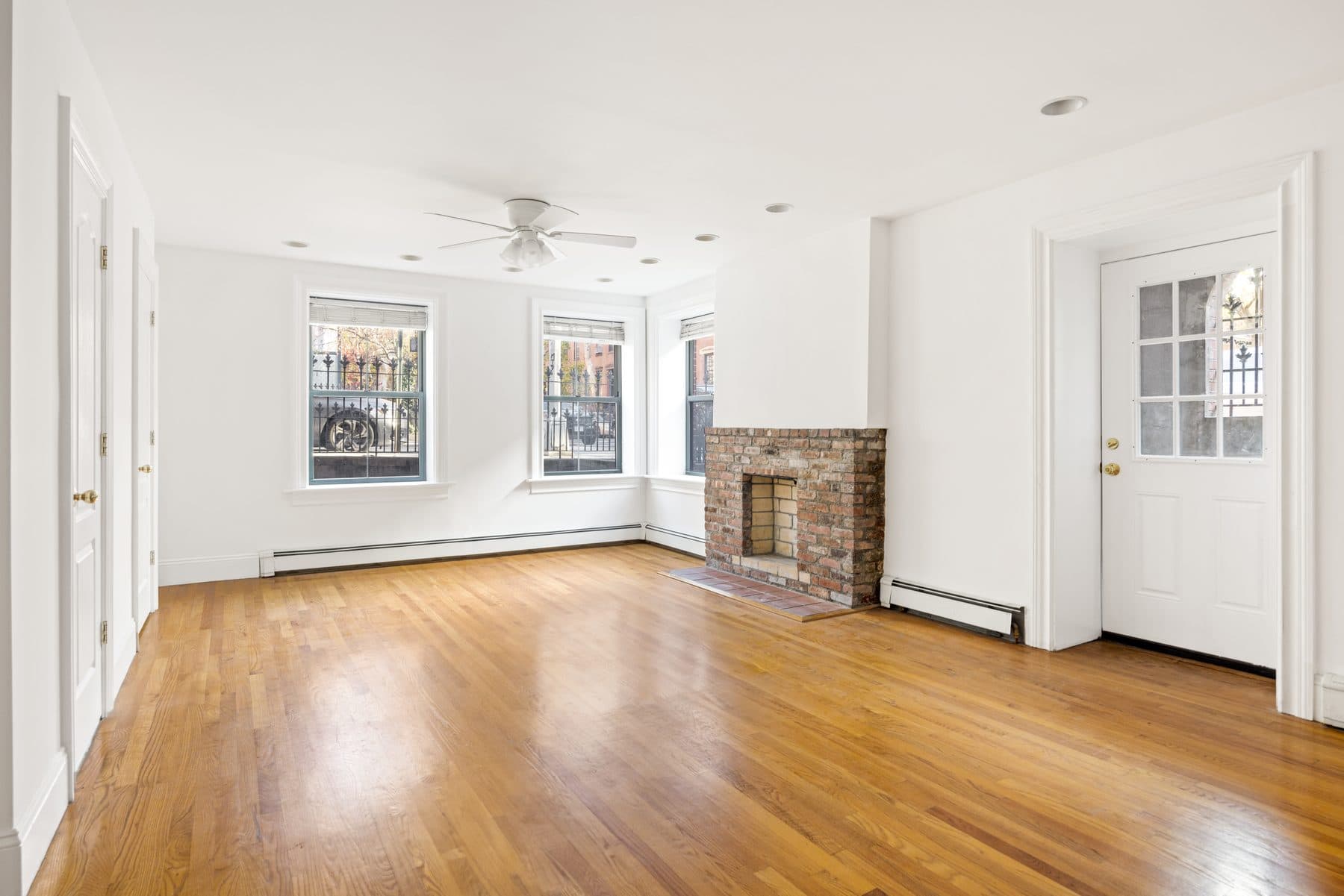 146 Hoyt Street — photo 14
