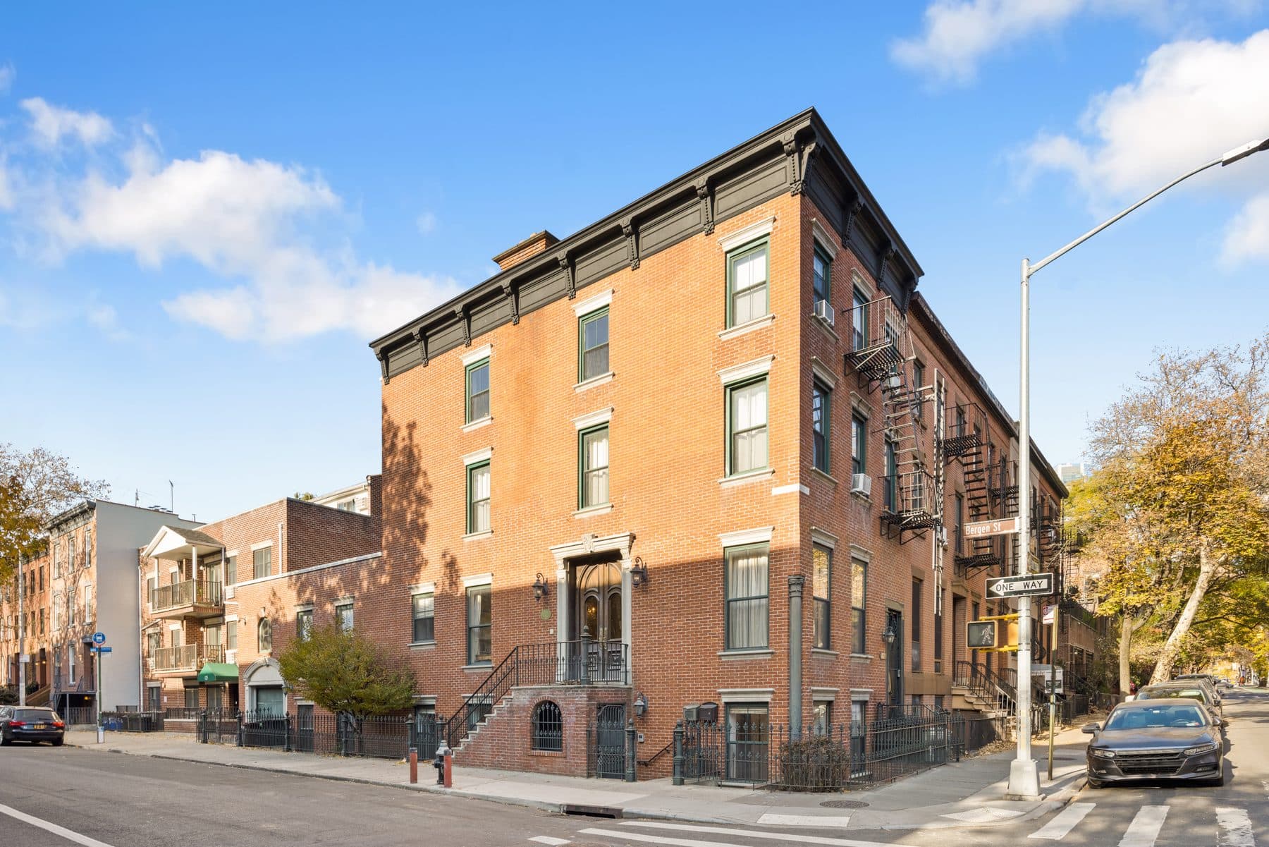 146 Hoyt Street — photo 22
