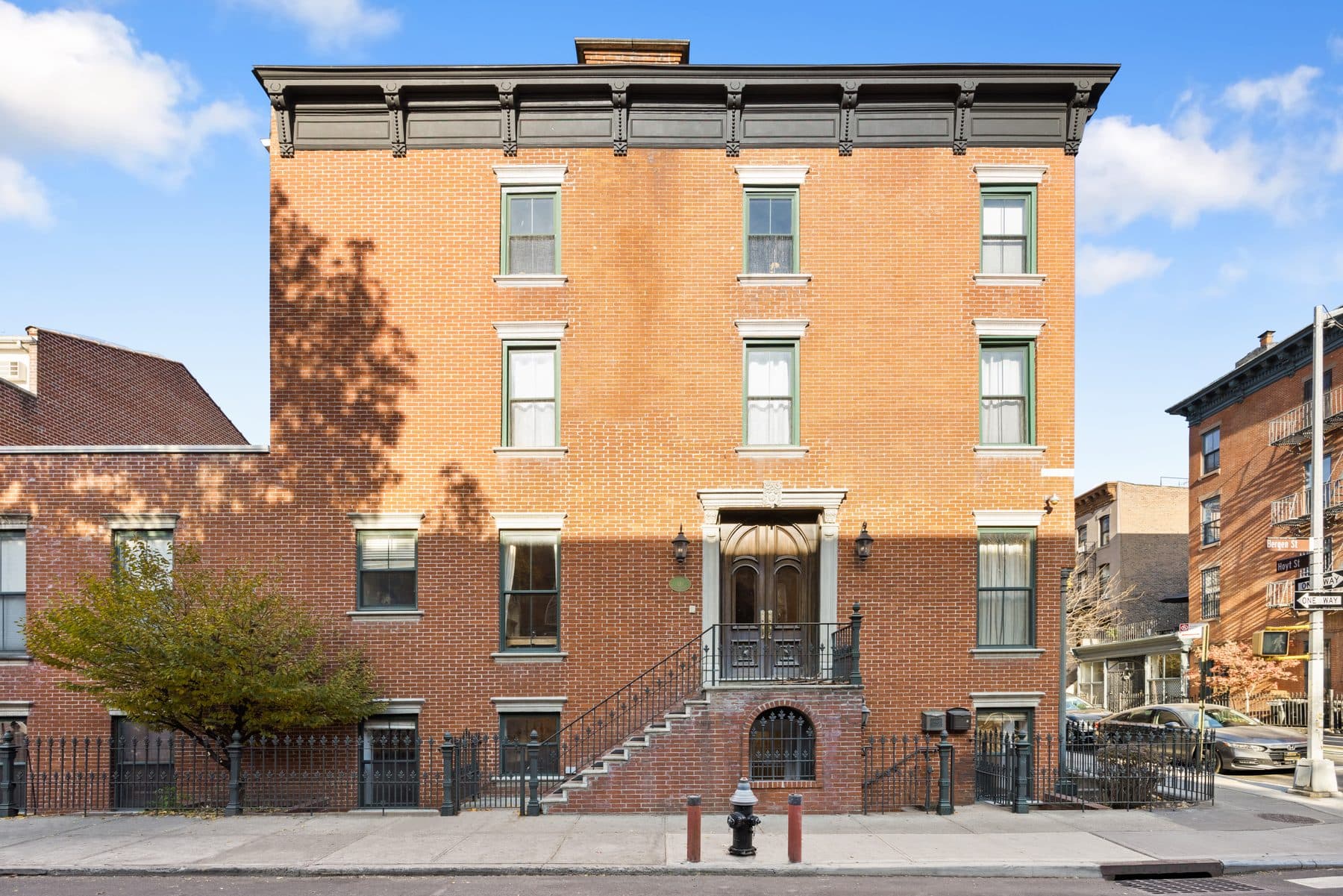 146 Hoyt Street — photo 23