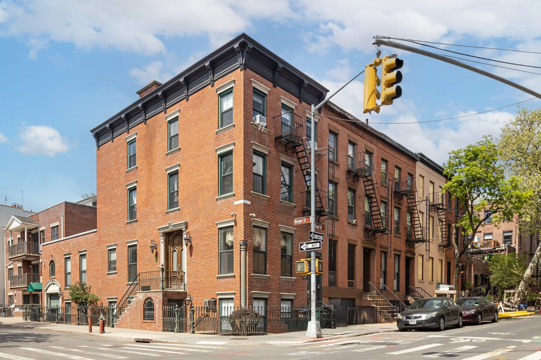 146 Hoyt Street — photo 24
