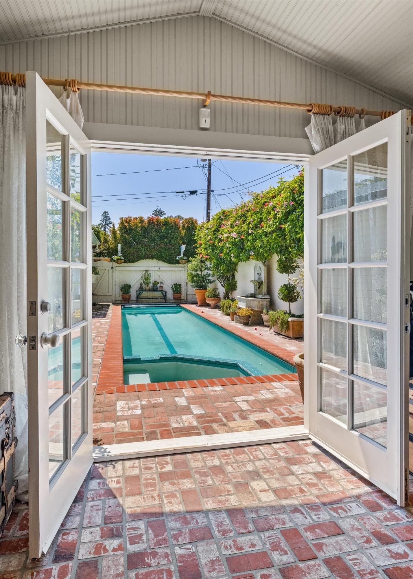 1520 Willina Lane — photo 32