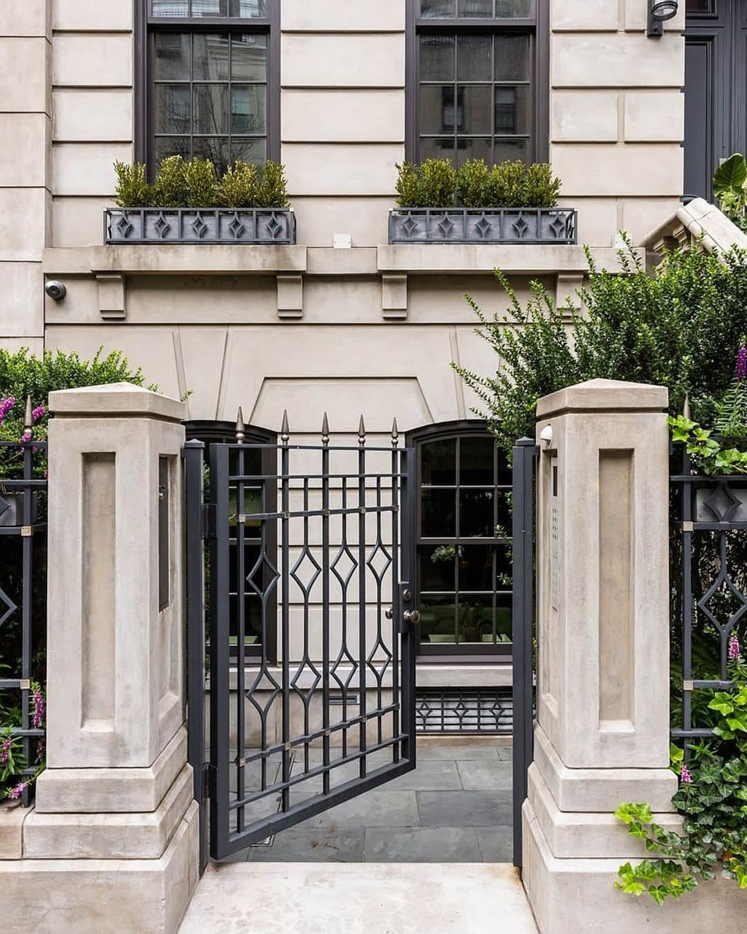159 East 61st Street — photo 24
