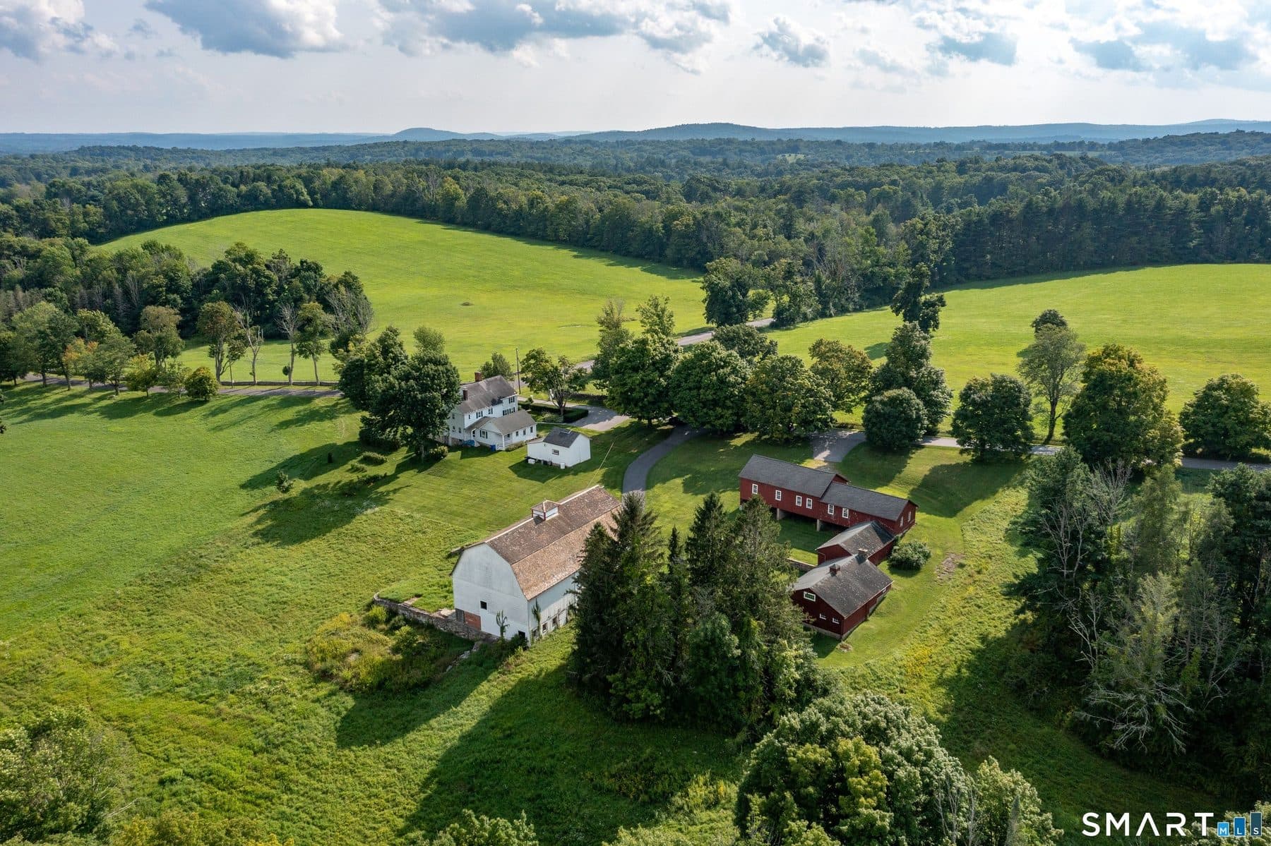 162 Hutchinson Parkway, Litchfield, CT 06759 — photo 1