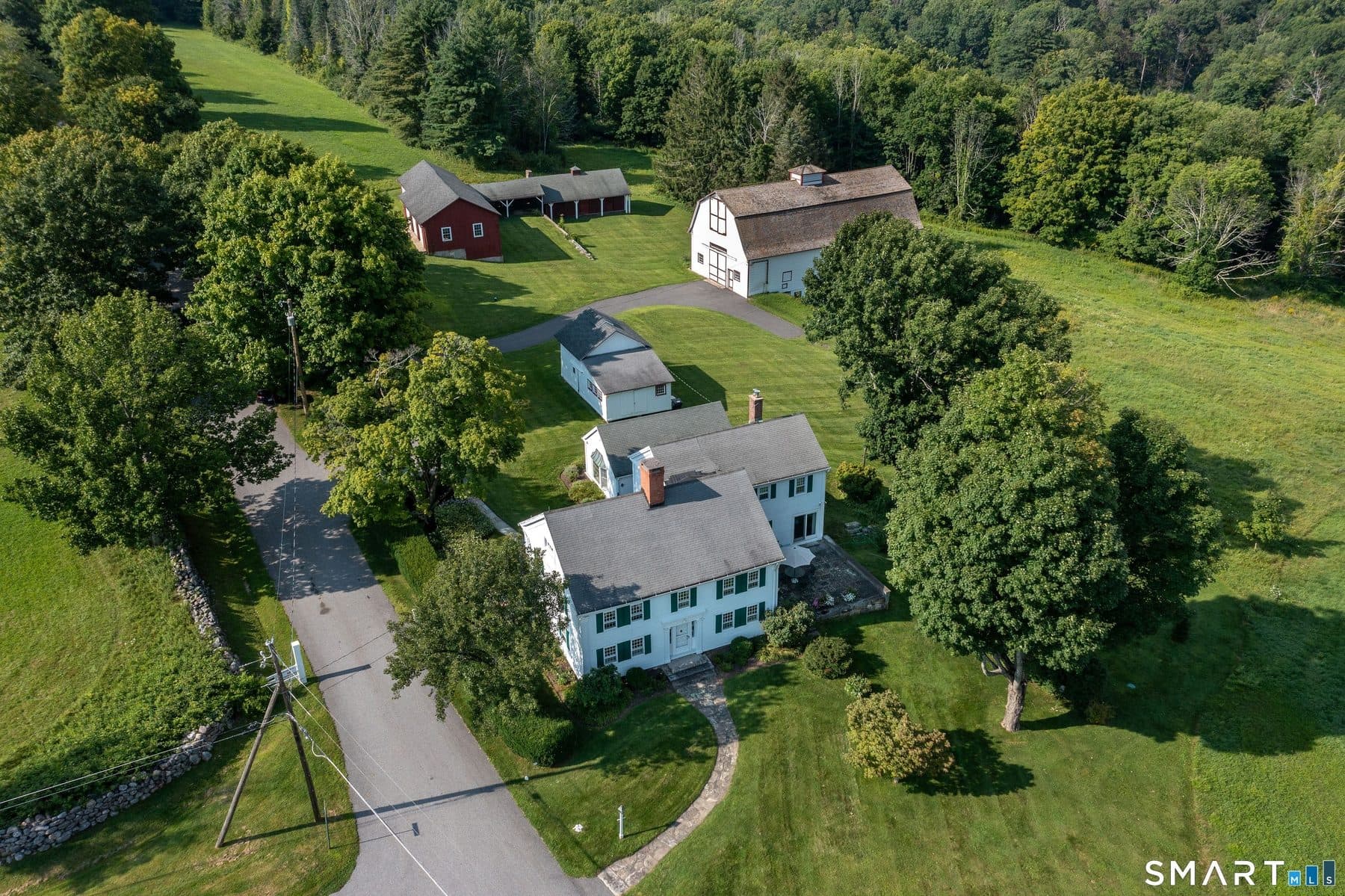 162 Hutchinson Parkway, Litchfield, CT 06759 — photo 2