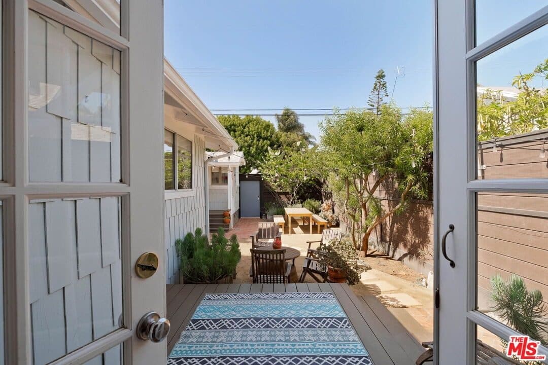 1670 Electric Avenue — photo 35