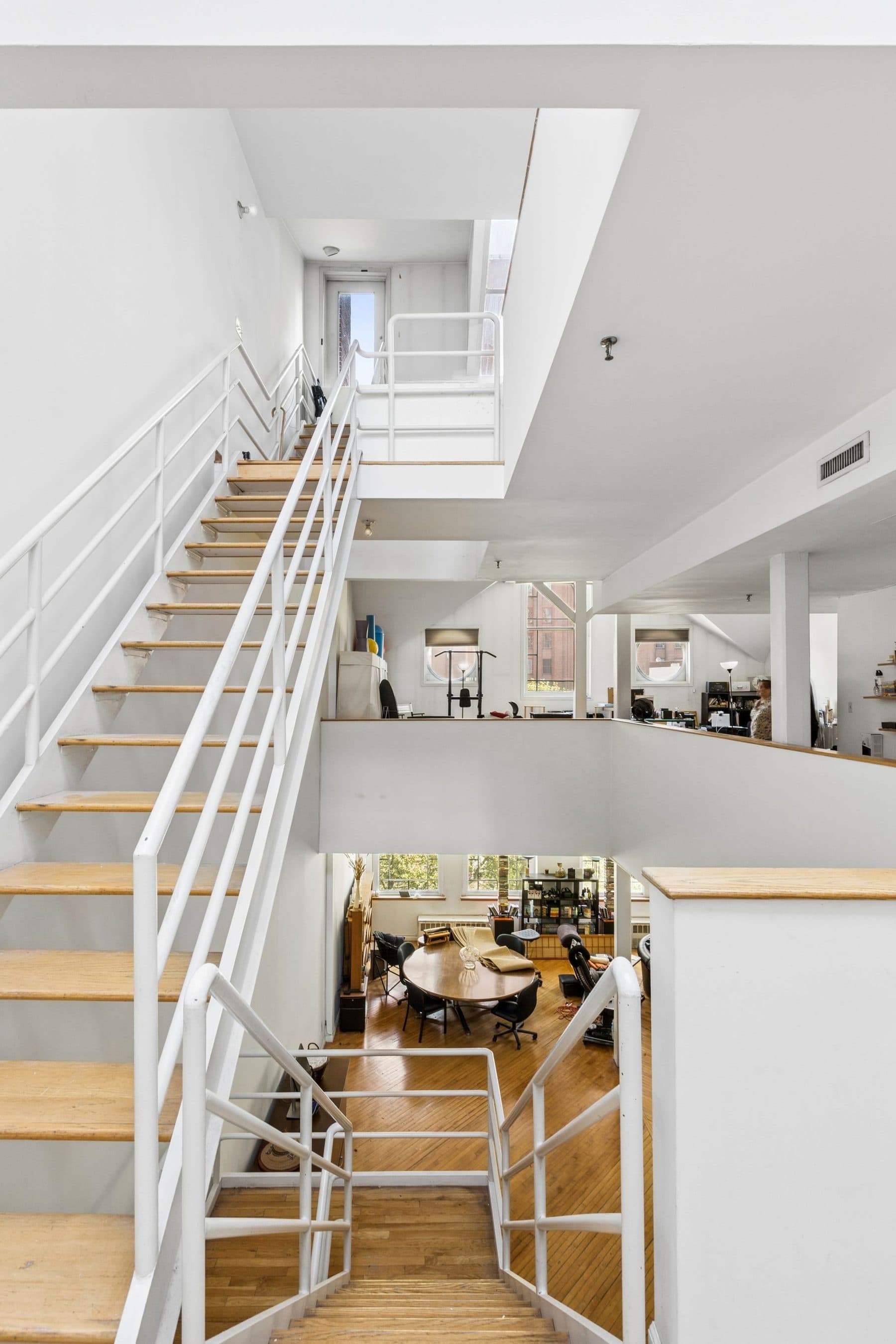168 Duane Street — photo 6