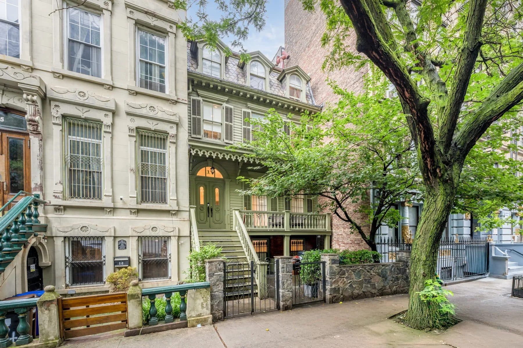 17 East 128th Street — photo 1