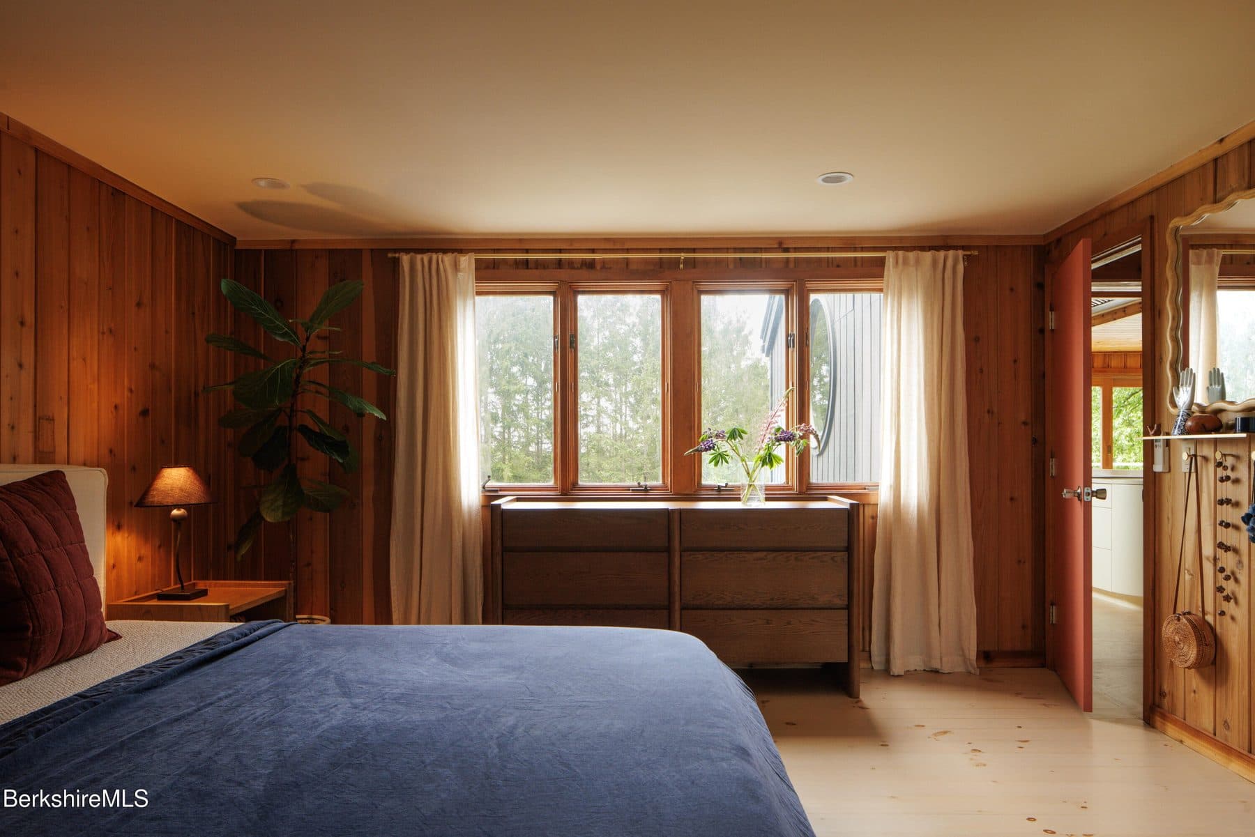 18 Hilltop Road — photo 15