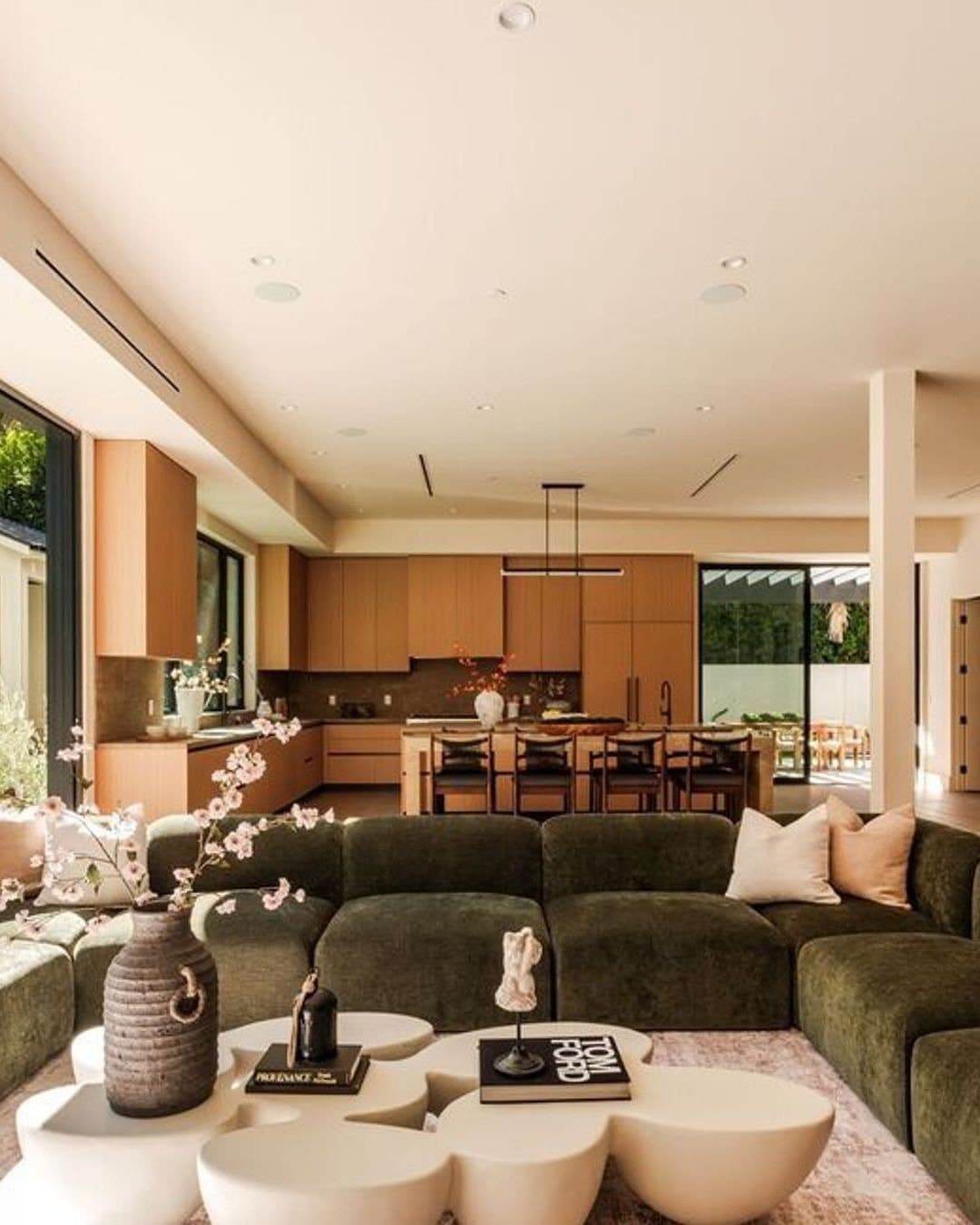 18100 Karen Drive — photo 3