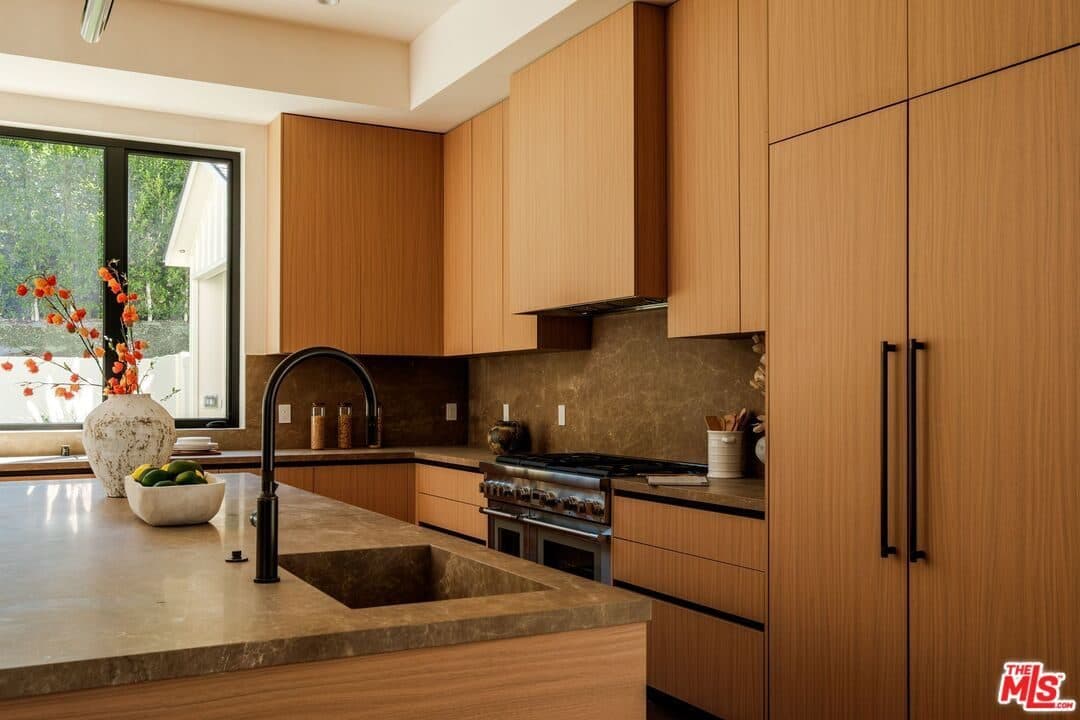 18100 Karen Drive — photo 10