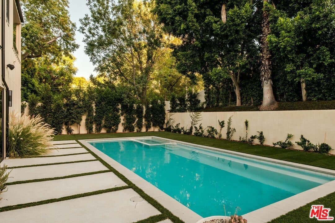 18100 Karen Drive — photo 13