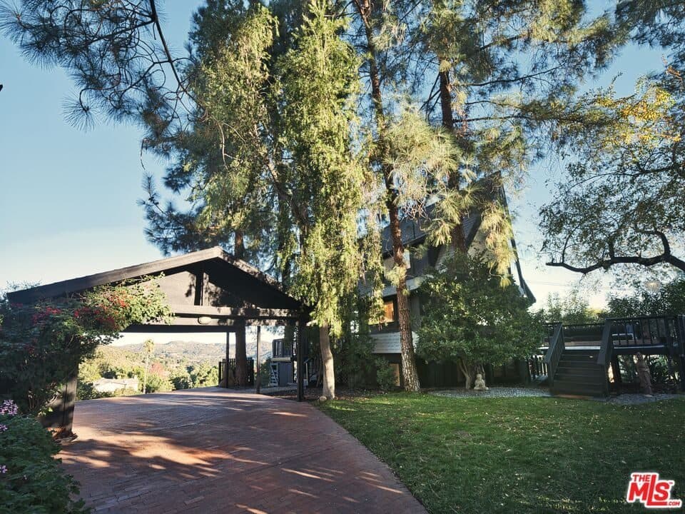 19995 Sischo Drive — photo 32