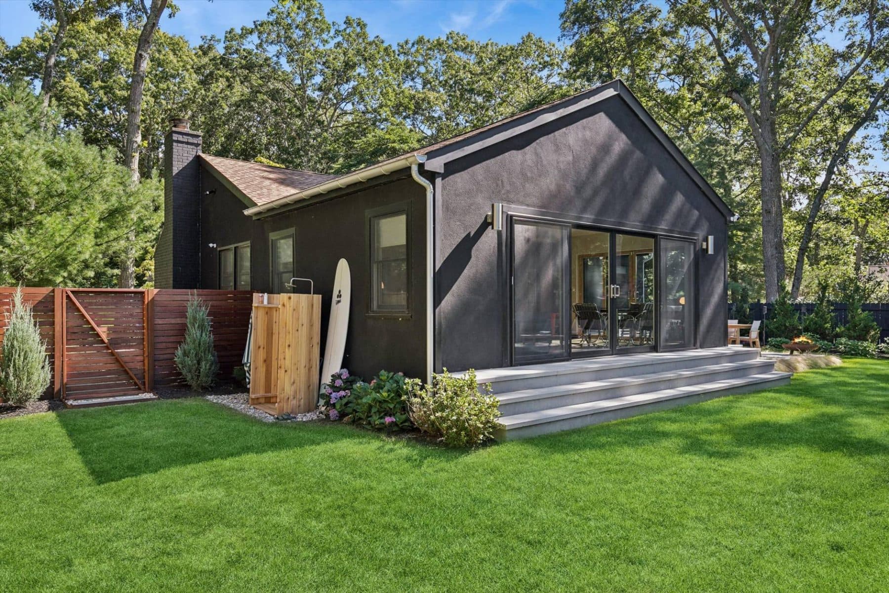 2 Locust Drive — photo 7