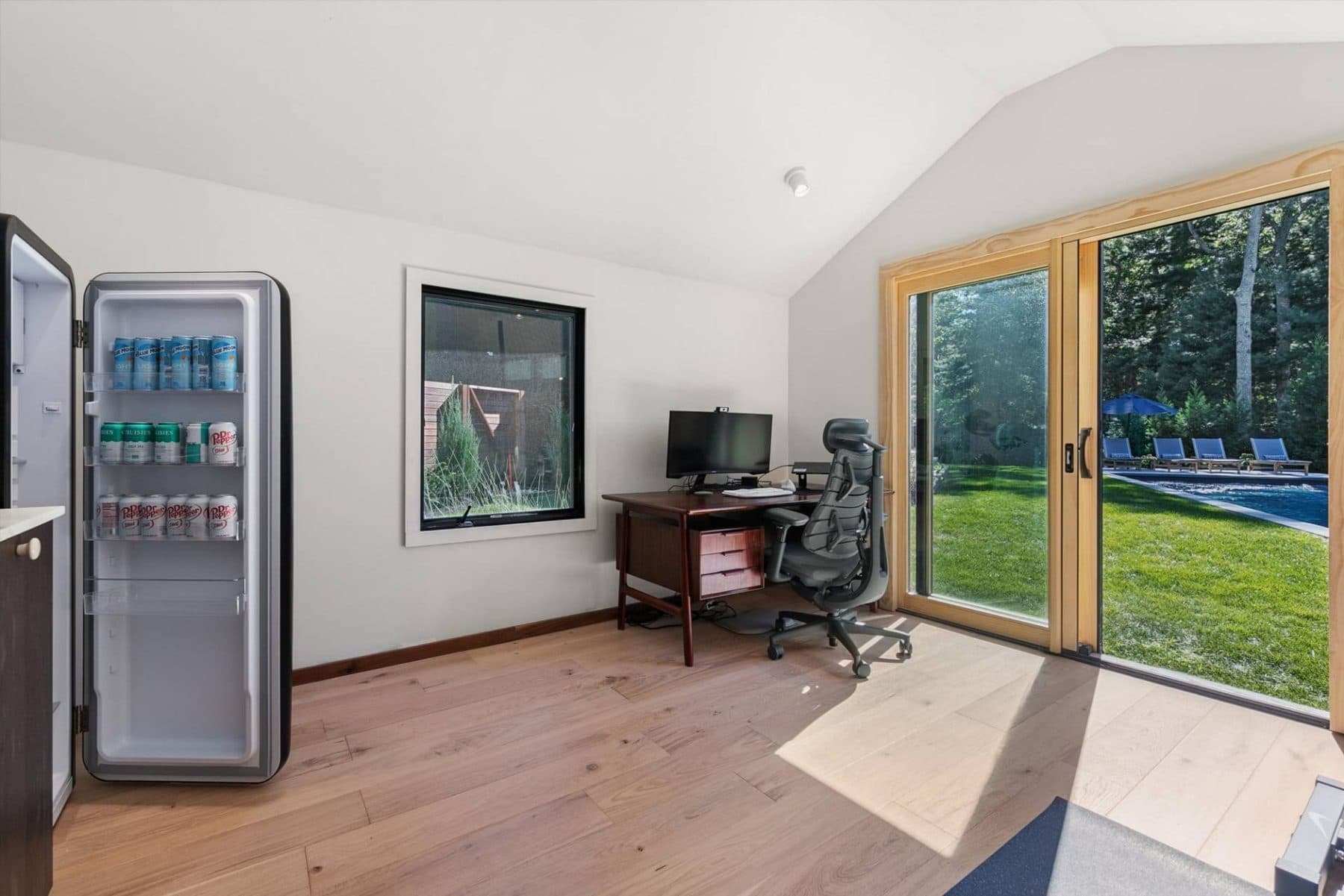 2 Locust Drive — photo 10