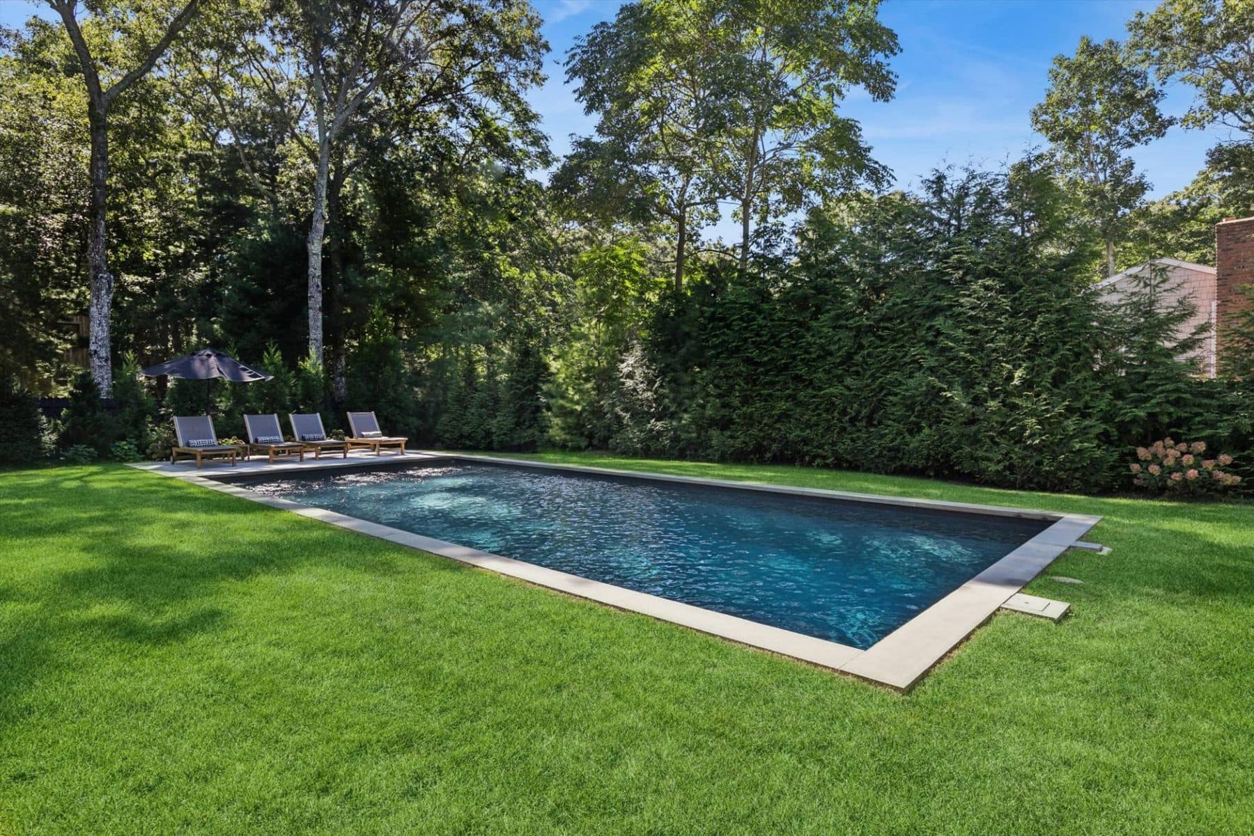 2 Locust Drive — photo 12