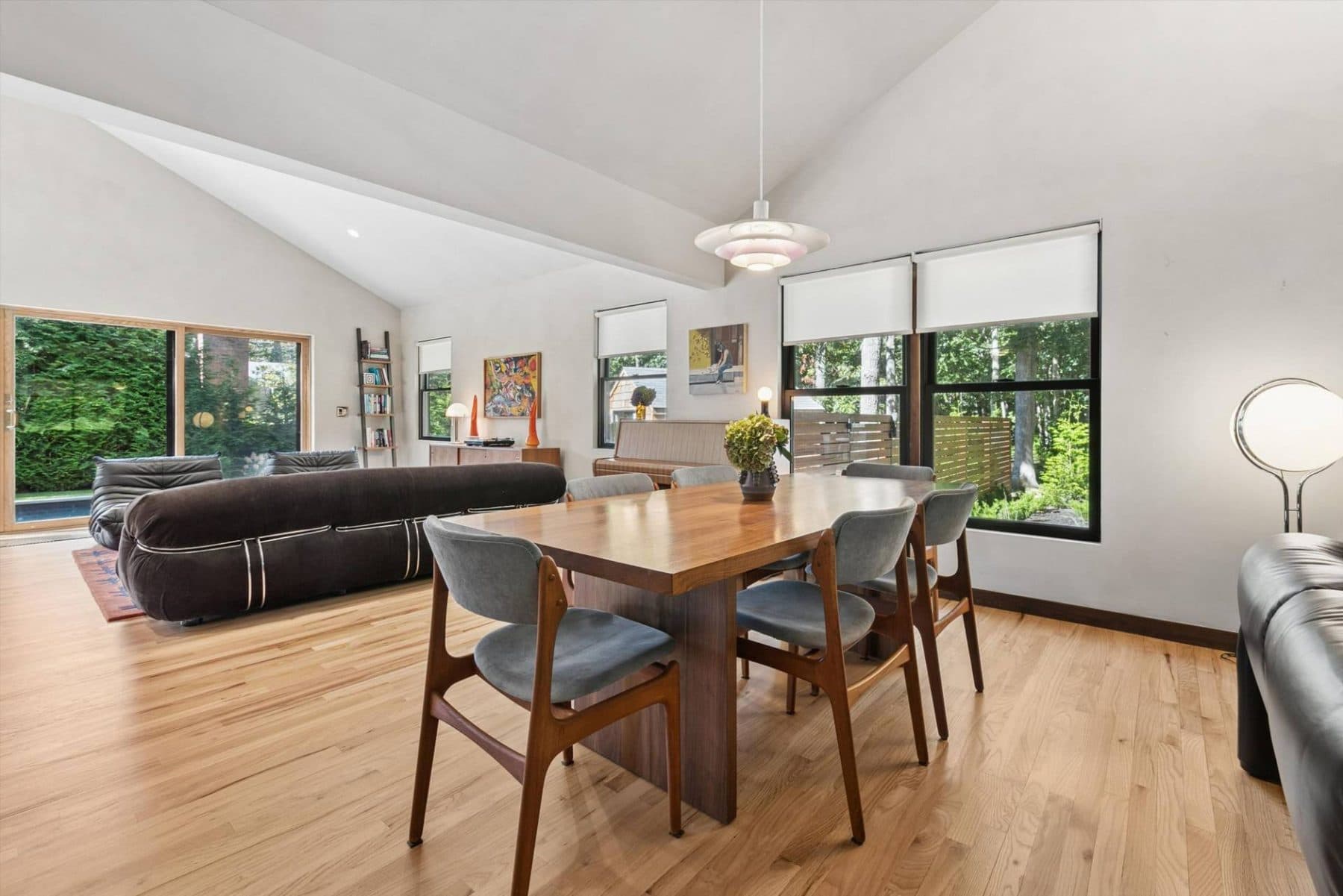 2 Locust Drive — photo 20