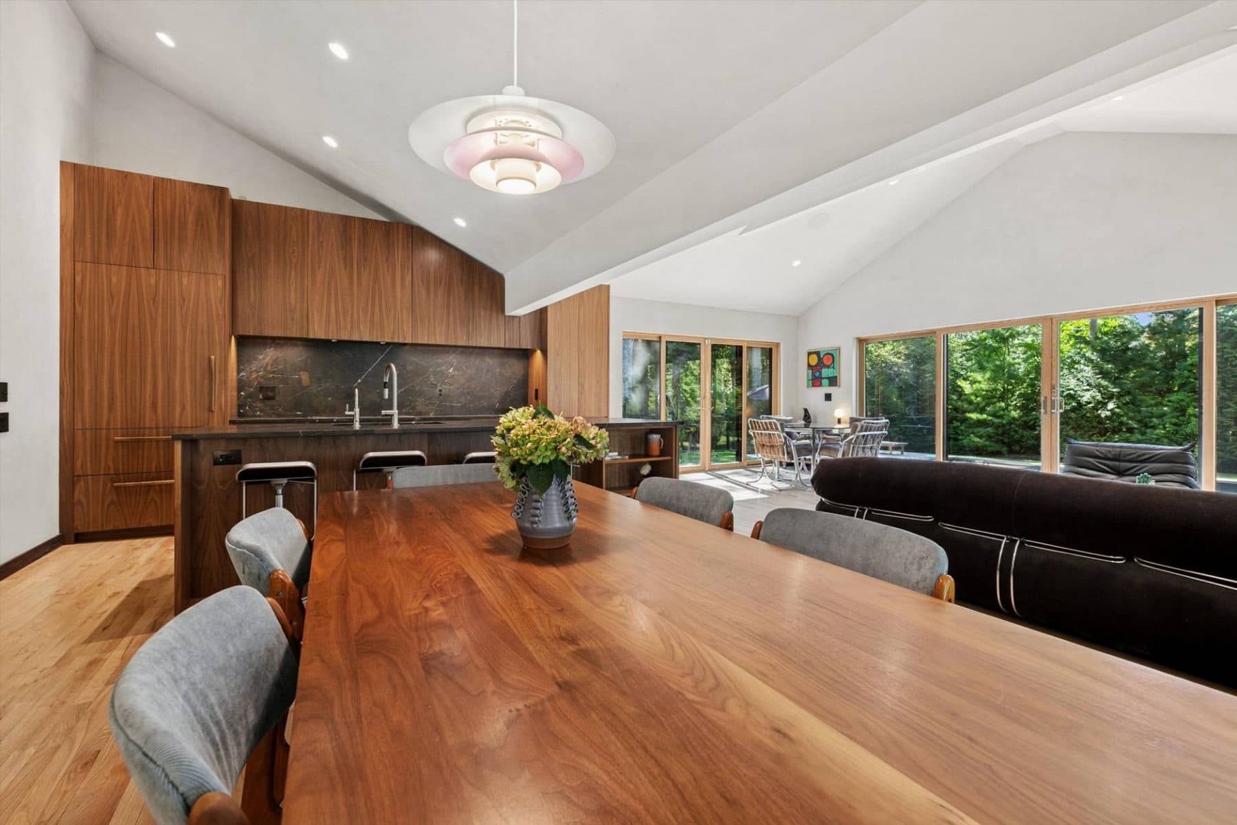 2 Locust Drive — photo 23