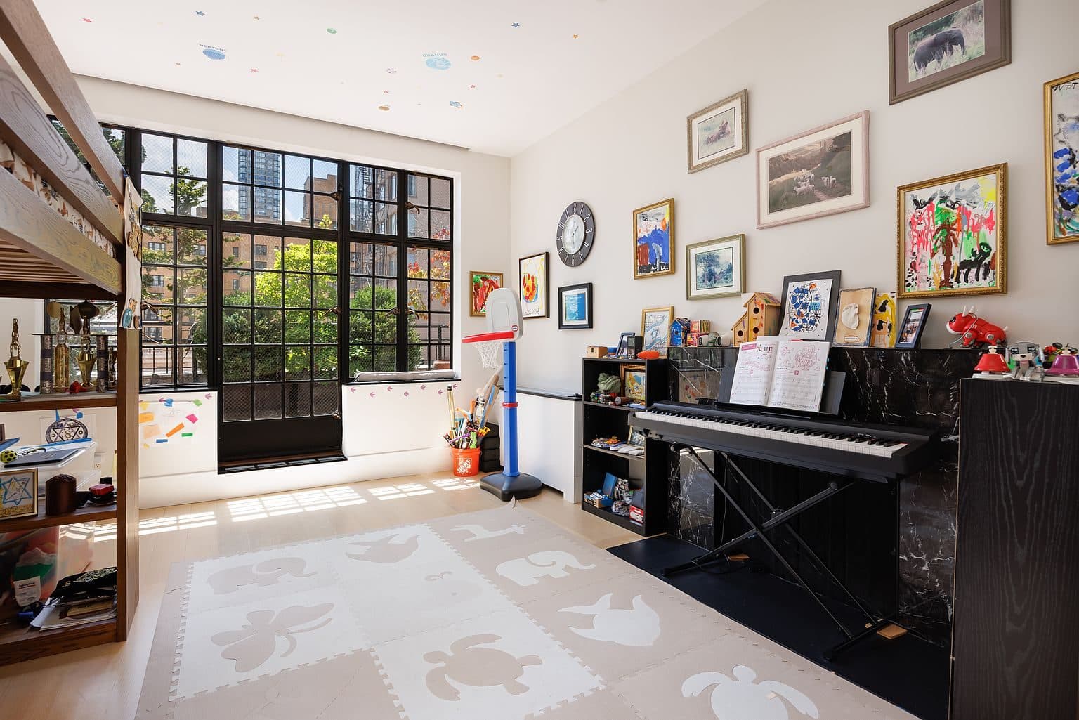205 East 69th Street, PHA — photo 16