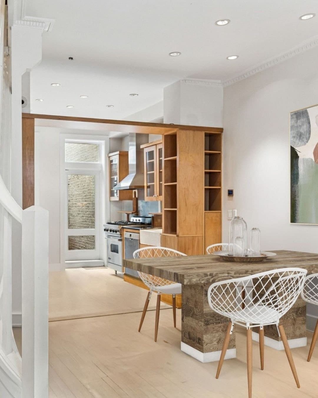 207 East 31st Street — photo 2