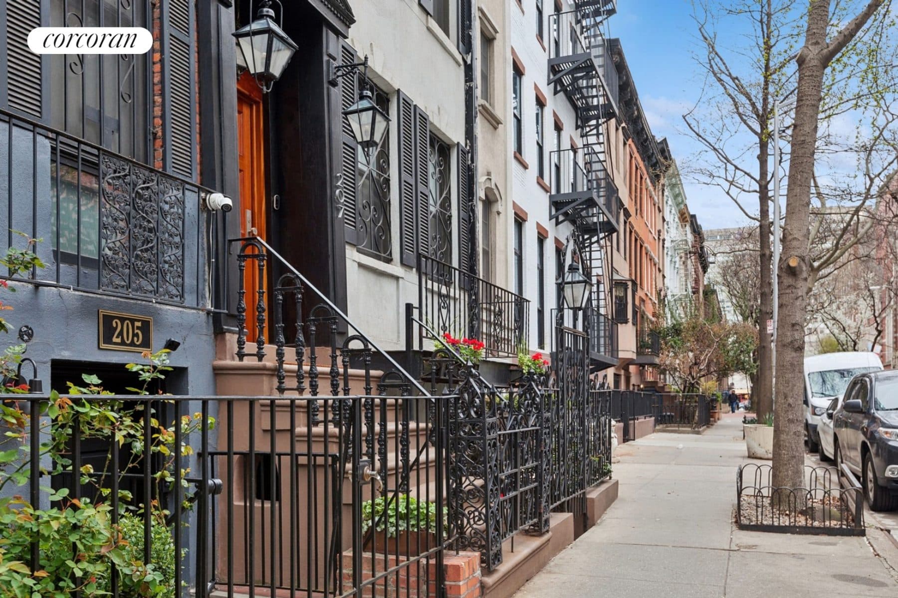 207 East 31st Street — photo 3