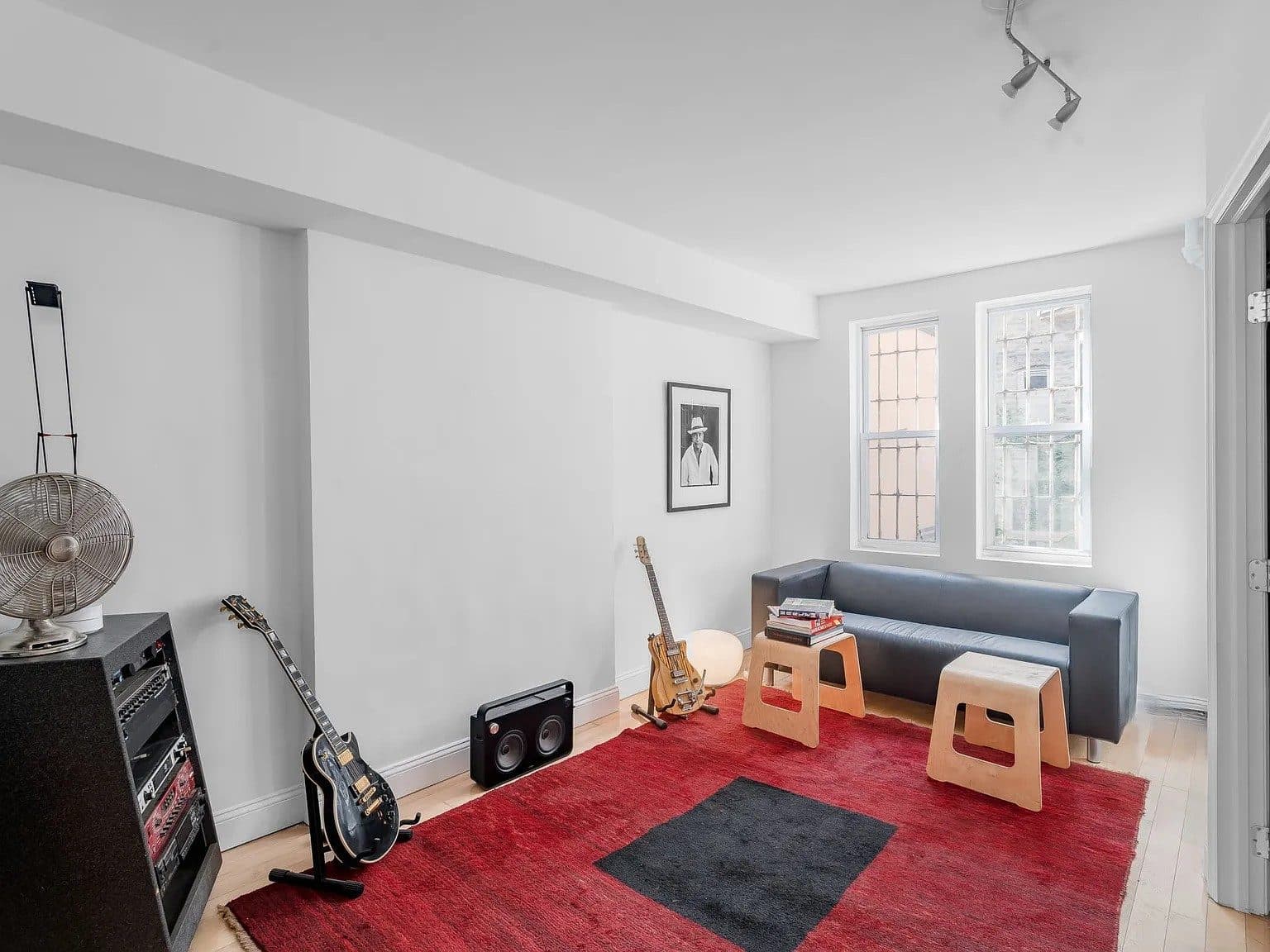 207 Edgecombe Avenue — photo 19