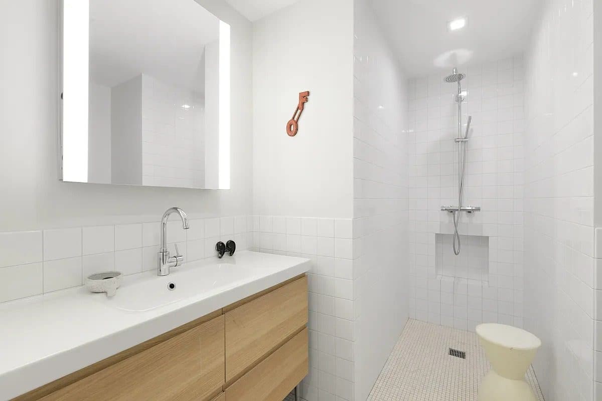 21 Bleecker Street #1E — photo 13