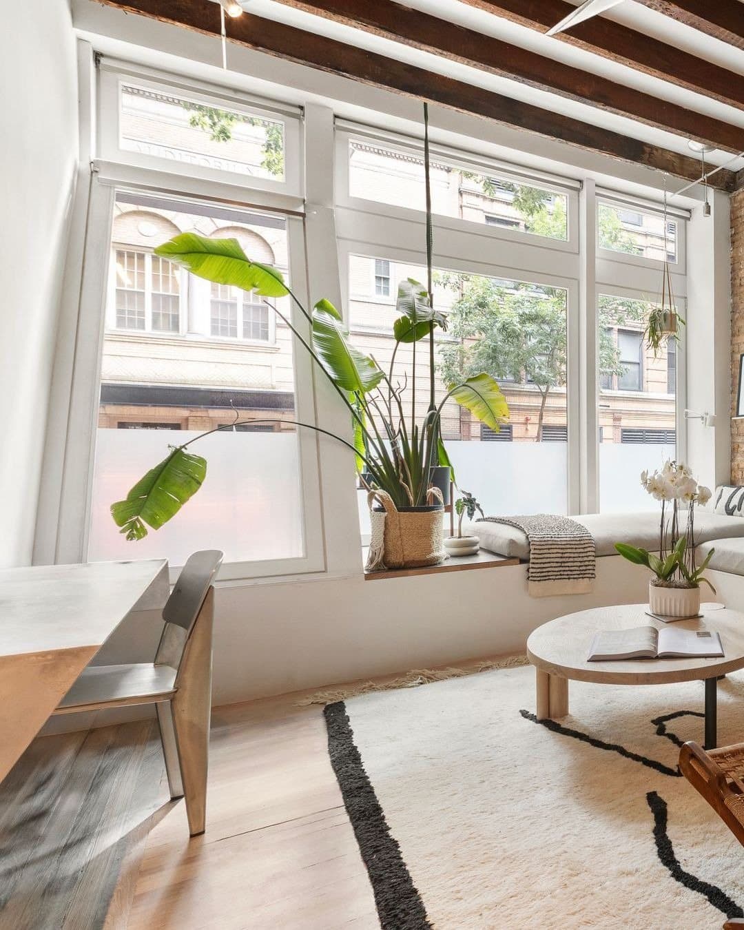 21 Bleecker Street — photo 3