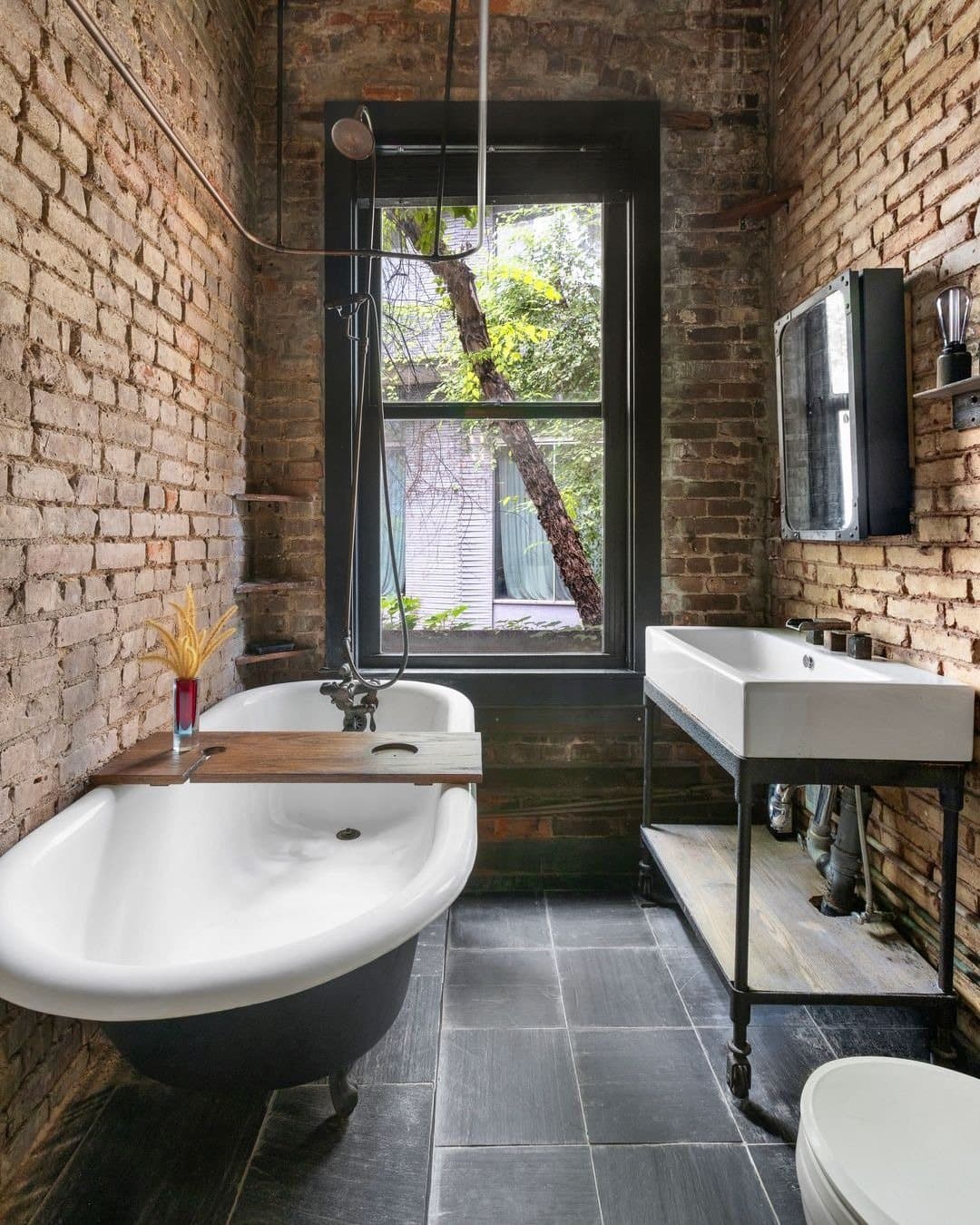 21 Bleecker Street — photo 9