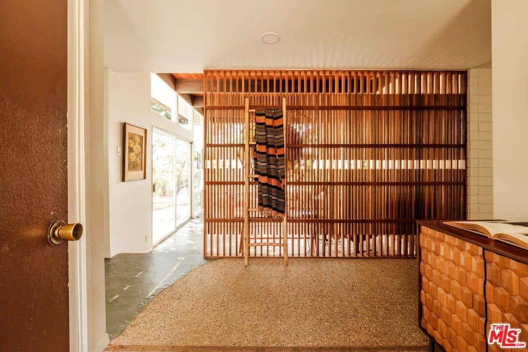 21269 Entrada Rd — photo 5