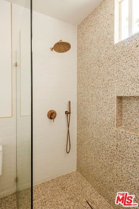 21269 Entrada Rd — photo 29