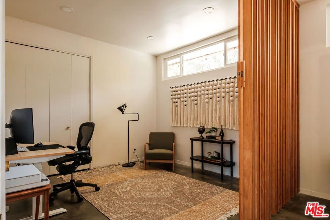 21269 Entrada Rd — photo 32