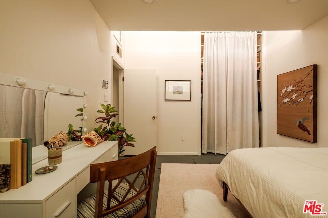 21269 Entrada Rd — photo 37